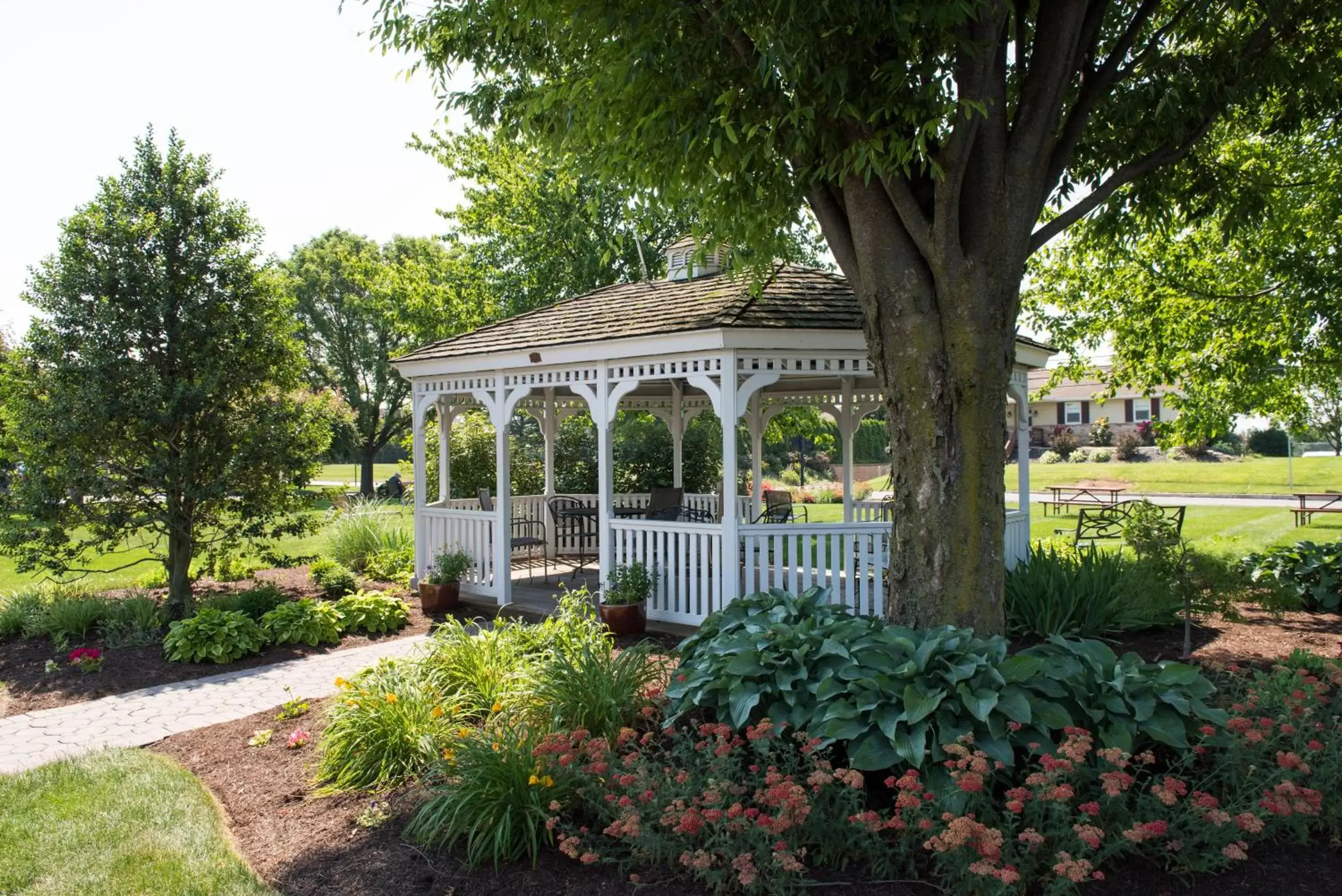 Property building in Travelers Rest Motel Property building in Travelers Rest Motel