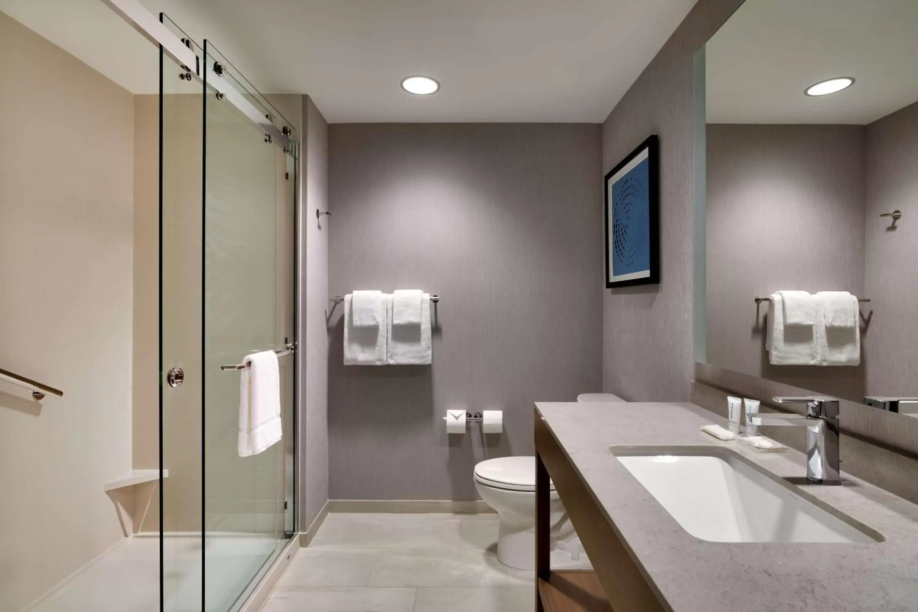 Bedroom in Hyatt Place Fayetteville/Springdale Bedroom in Hyatt Place Fayetteville/Springdale