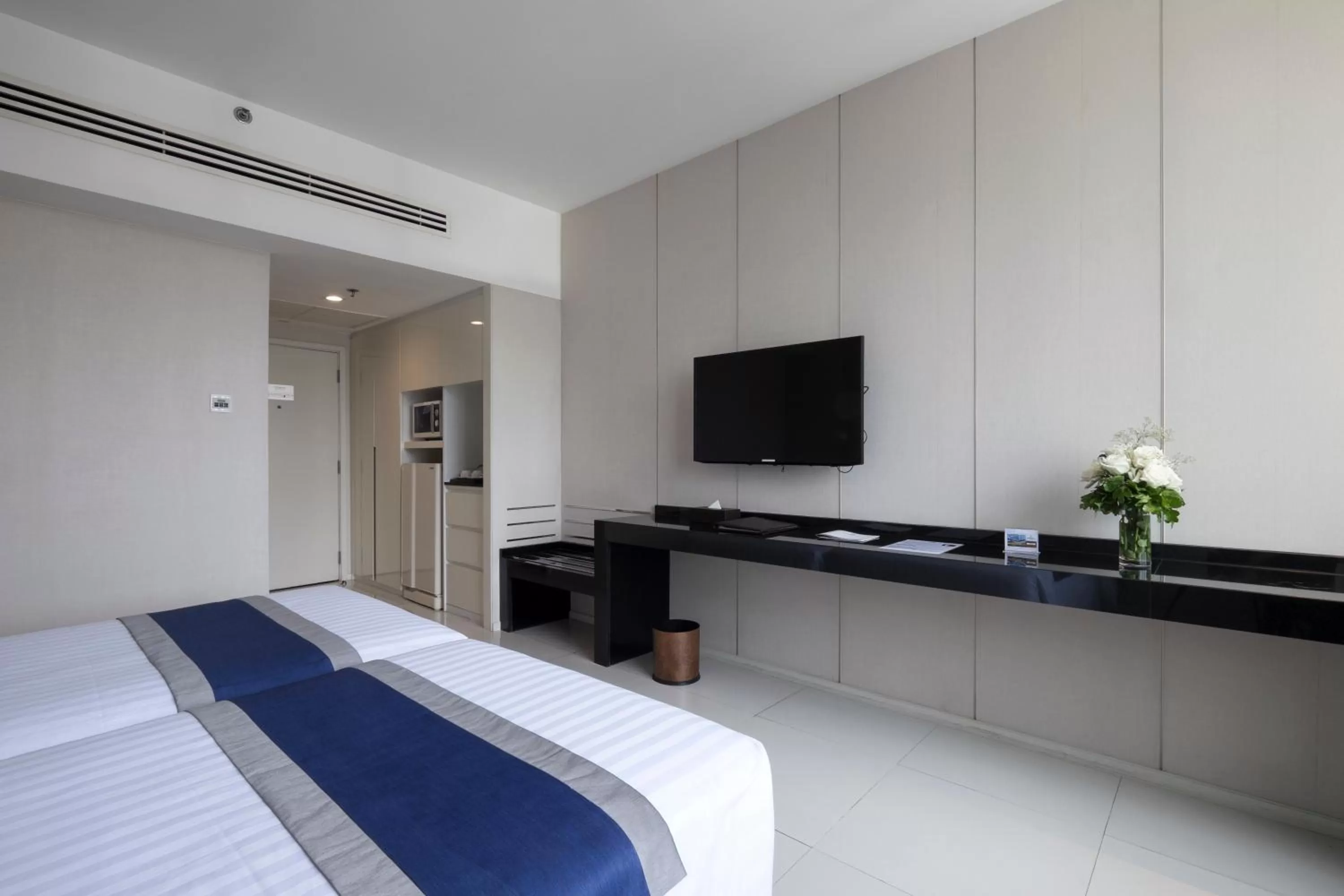 Bed in Mandarin Hotel Managed by Centre Point