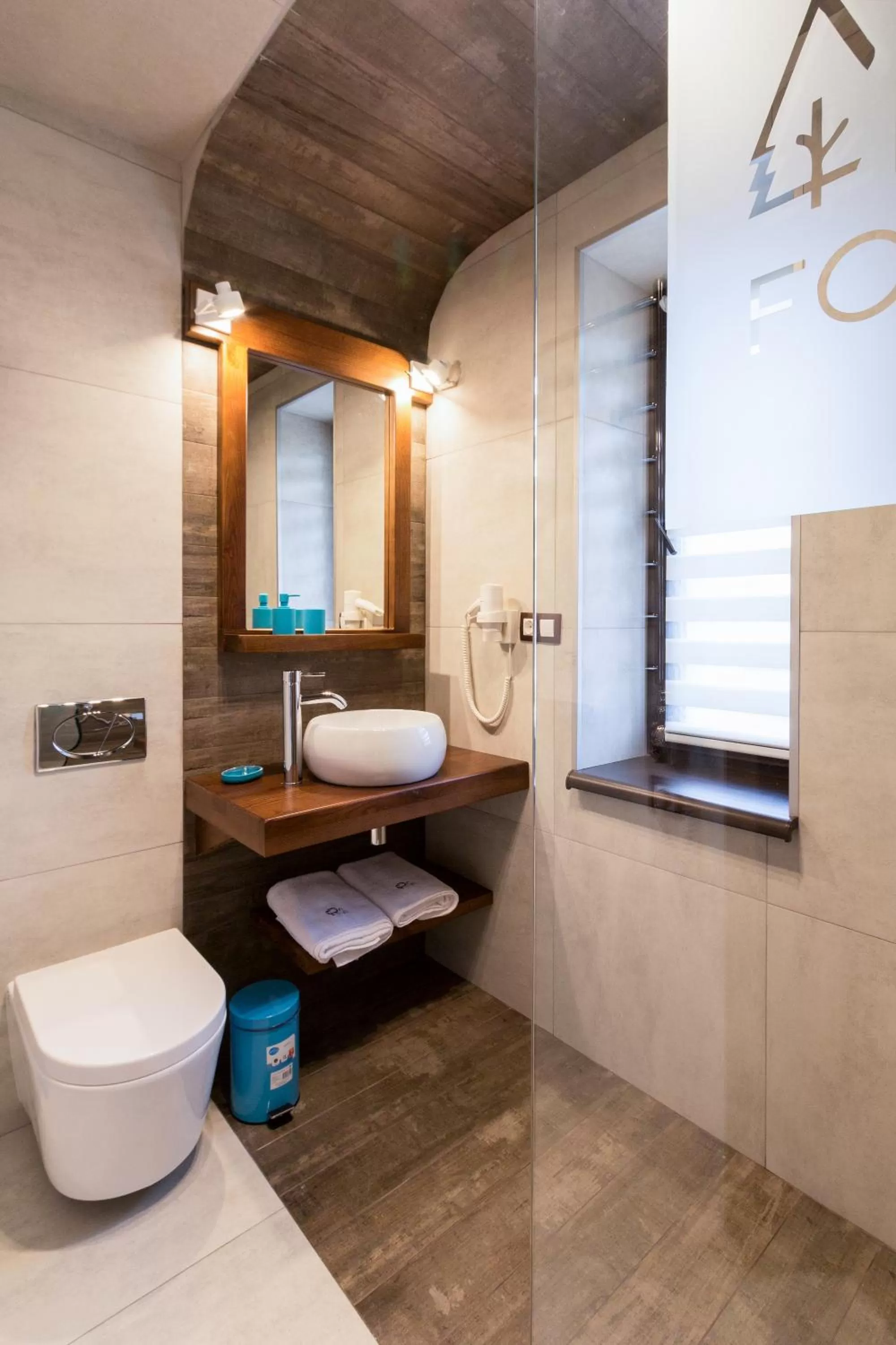 Shower, Bathroom in FoRest