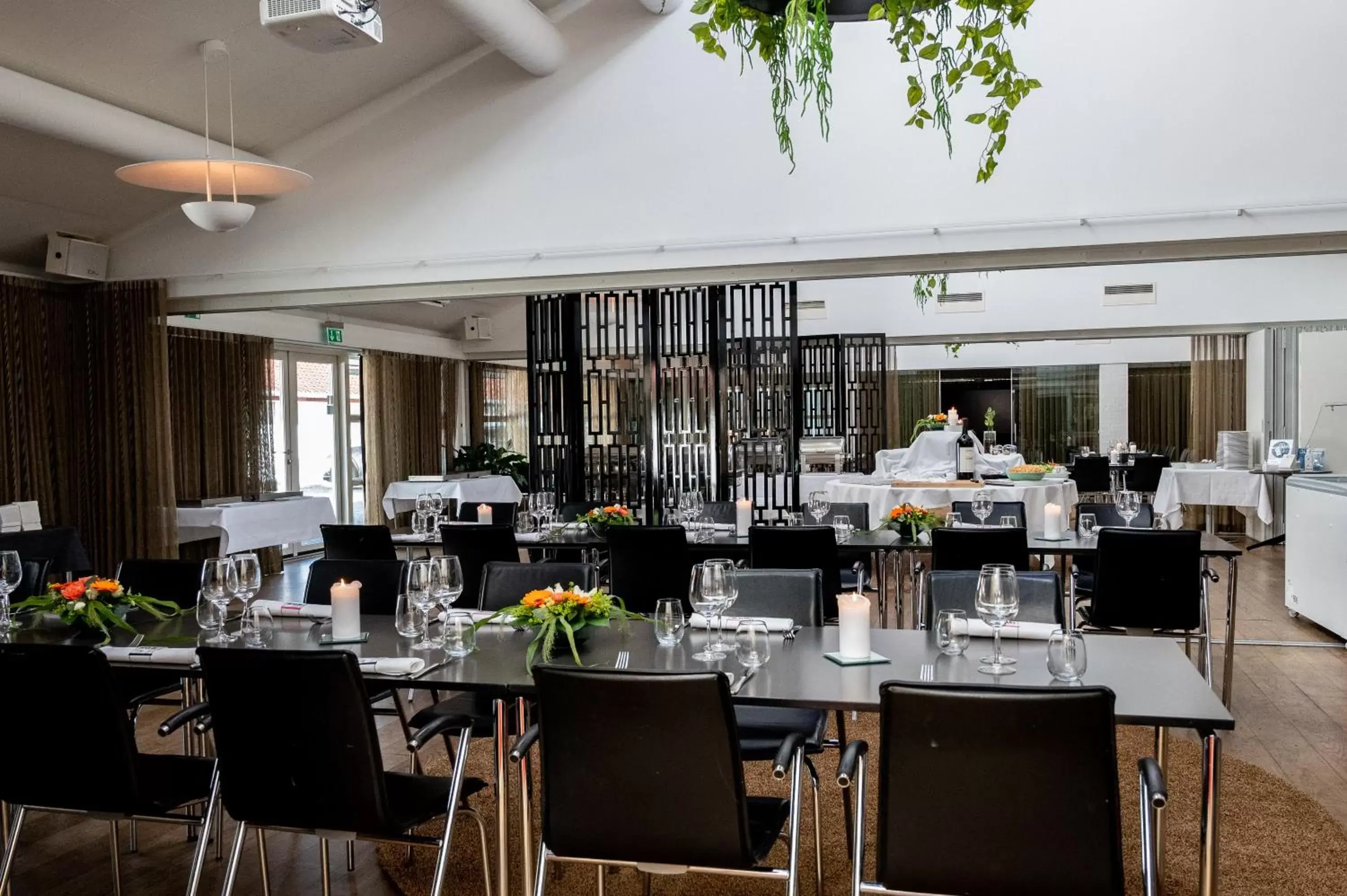 Restaurant/Places to Eat in Hotel Svanen Billund