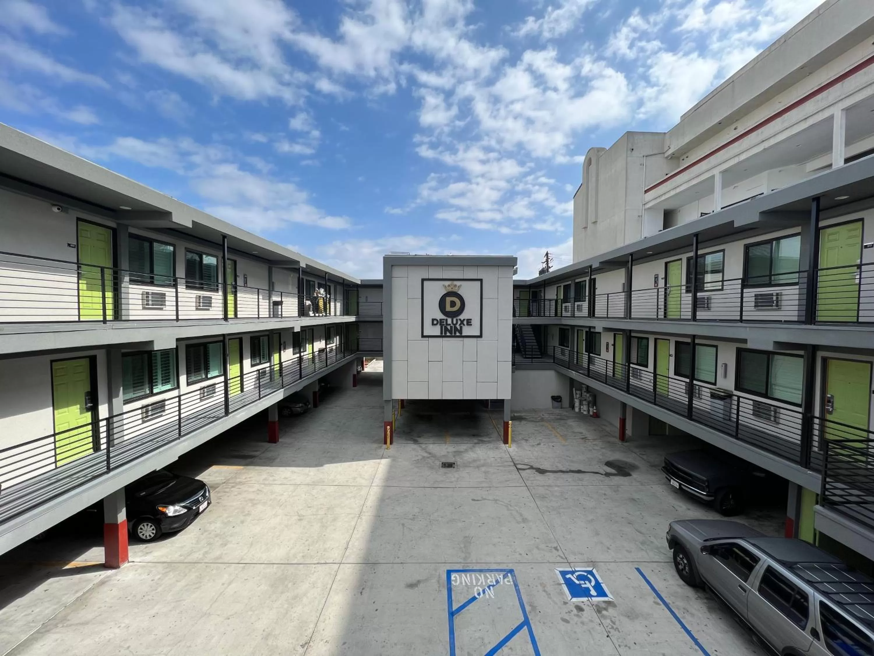 View (from property/room) in Deluxe Inn Hawthorne/ LAX