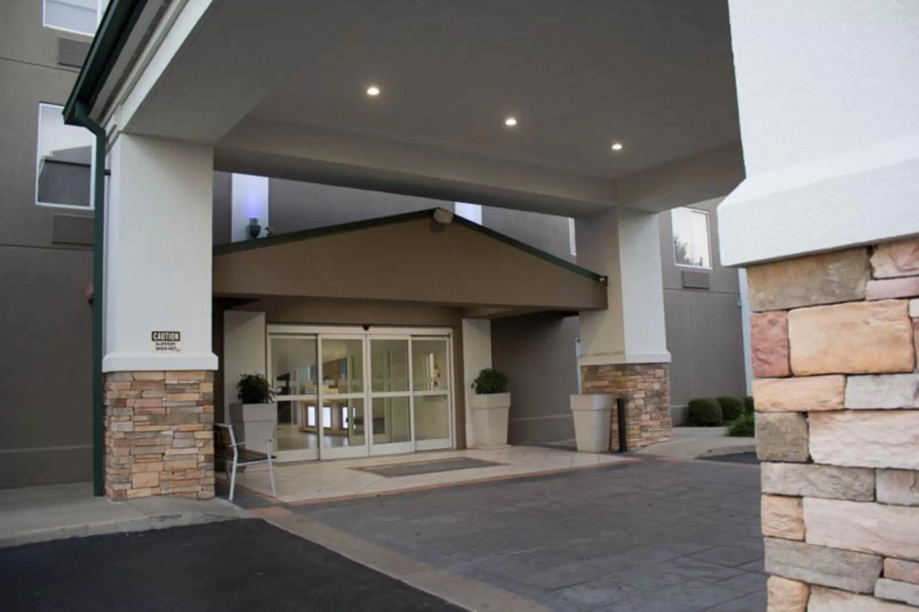 Property building in Holiday Inn Express & Suites Kings Mountain - Shelby Area, an IHG Hotel