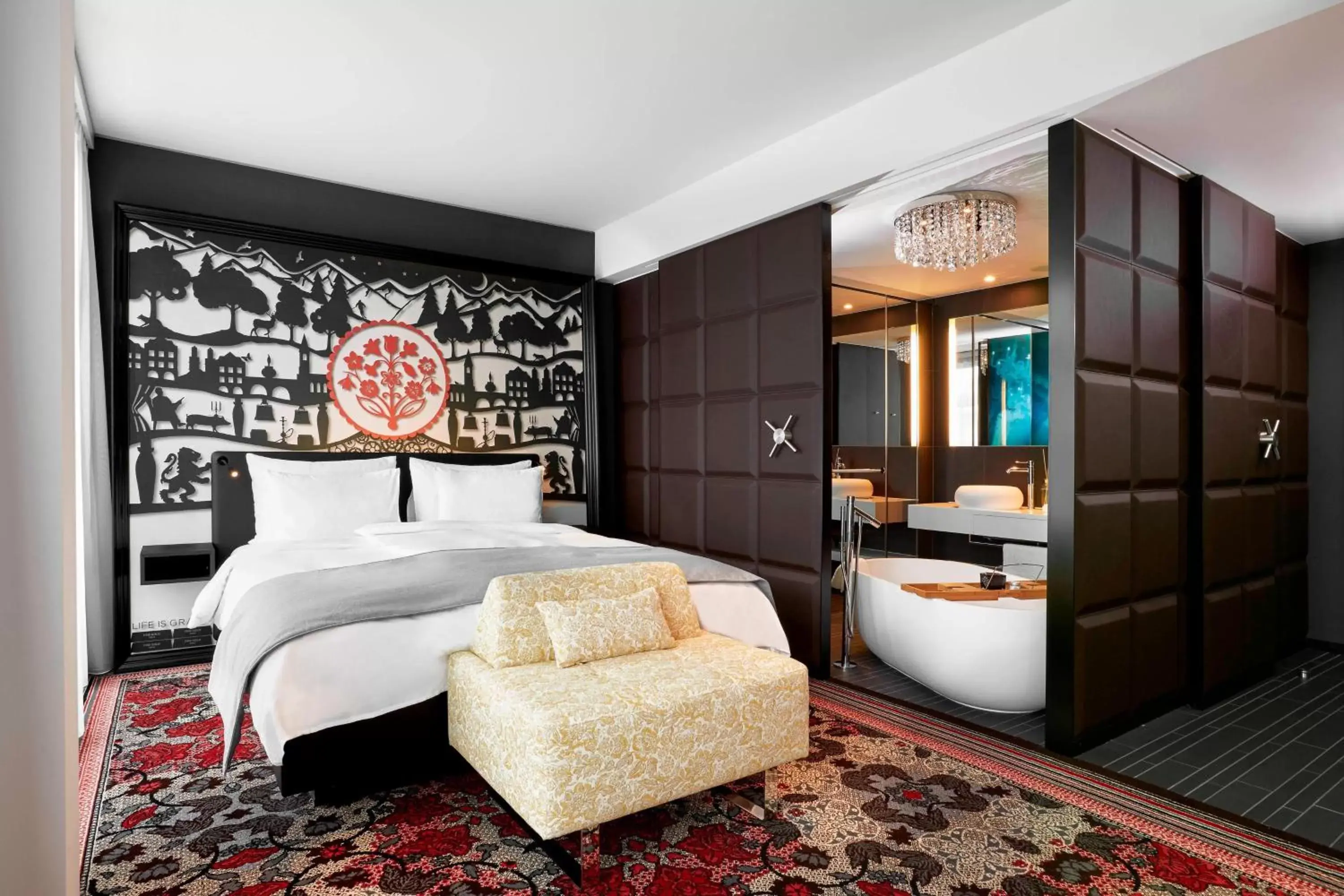 Photo of the whole room, Bed in Kameha Grand Zurich, Autograph Collection