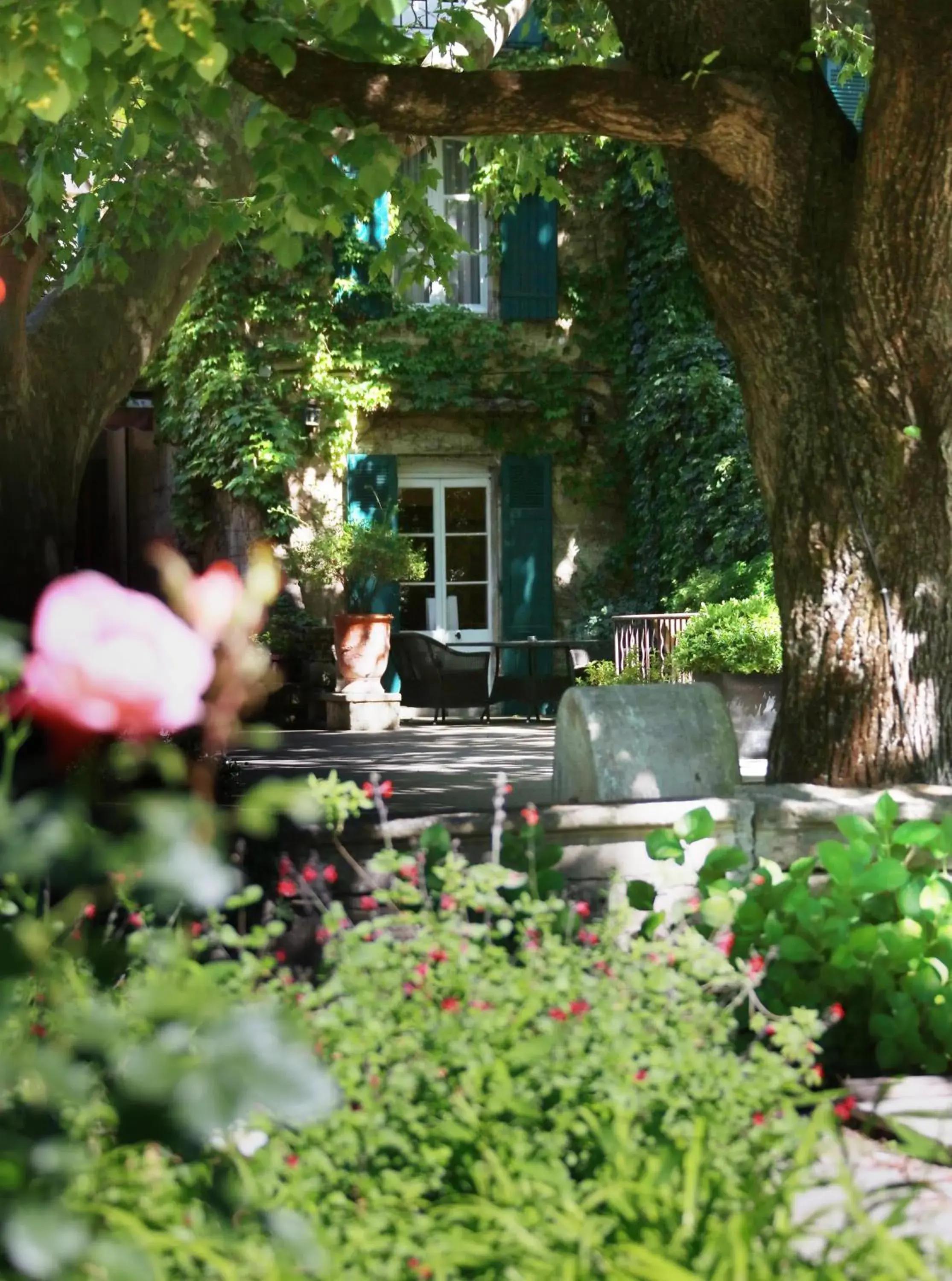 Garden, Property Building in Le Prieure