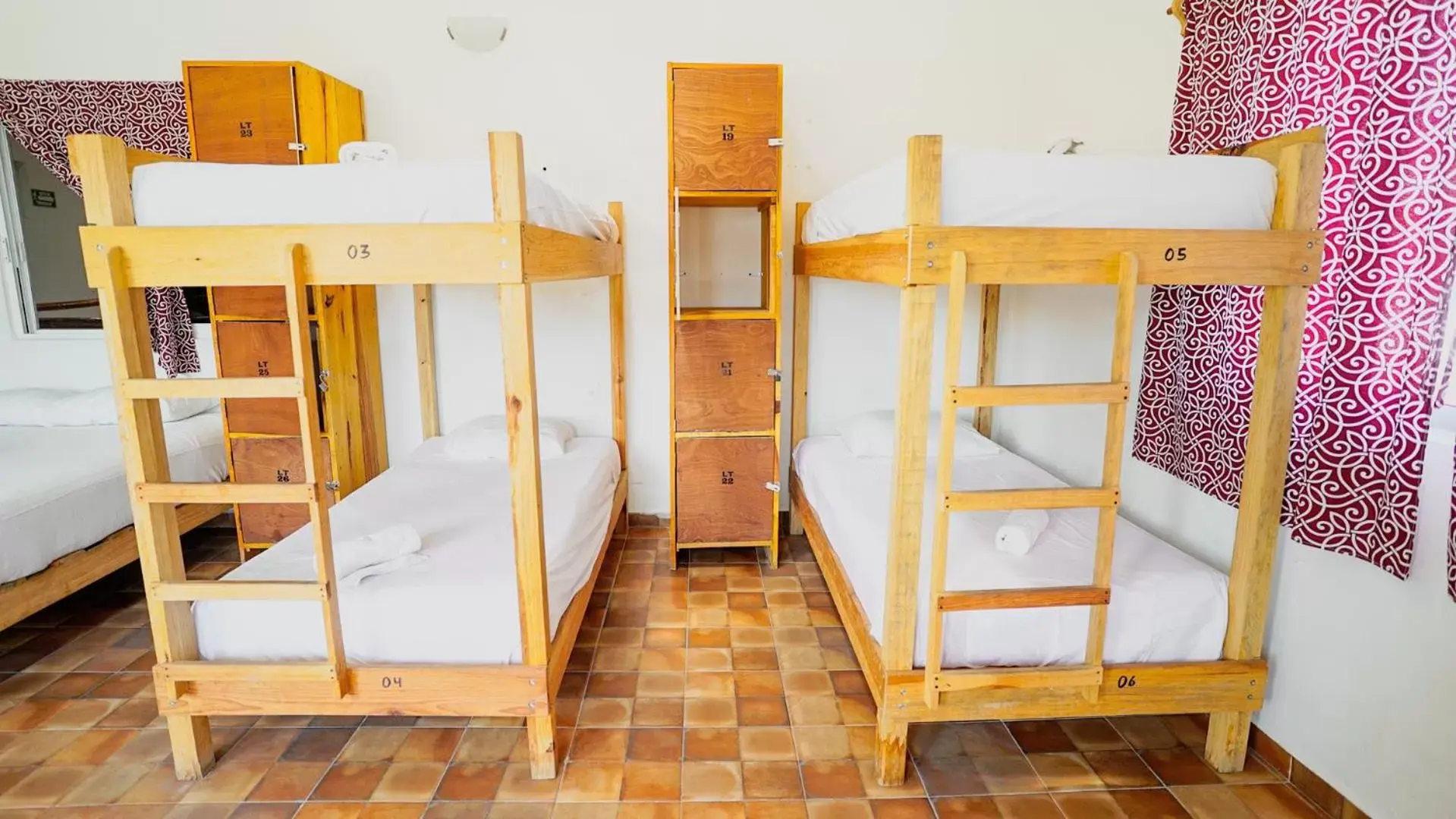 Bed, Bunk Bed in Ruta Del Sol