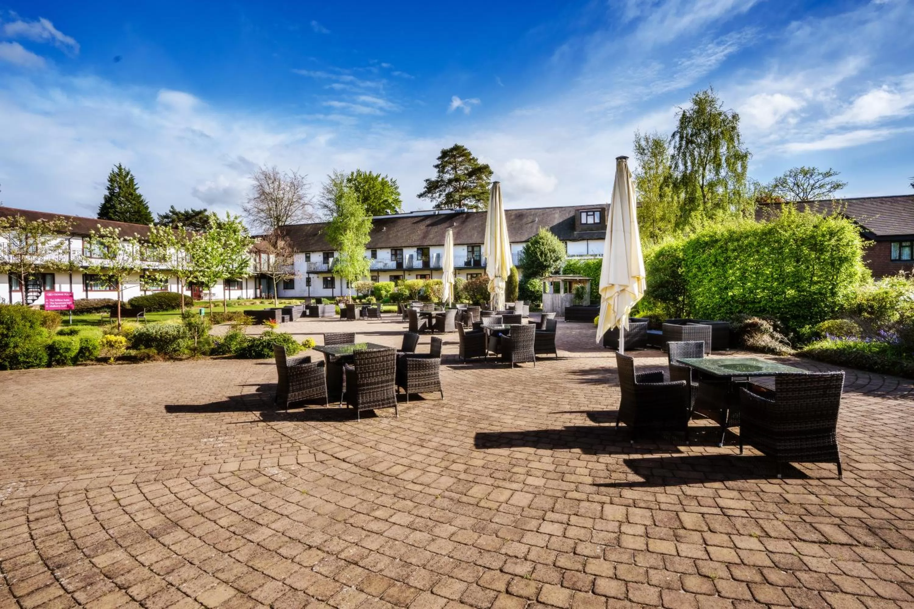 Garden in Elite Venue Selection Felbridge - Gatwick