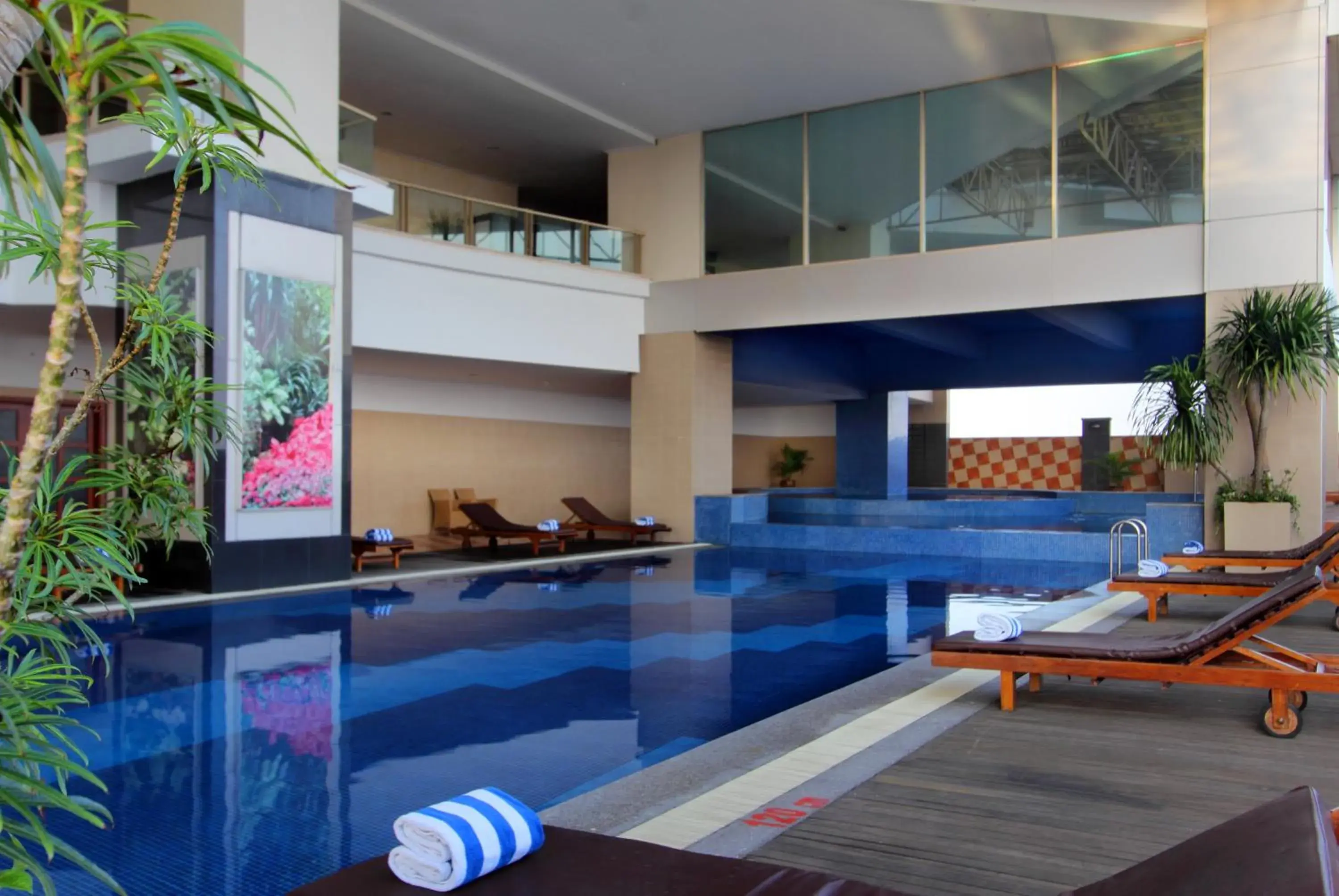 Swimming Pool in Best Western Mangga Dua Hotel And Residence