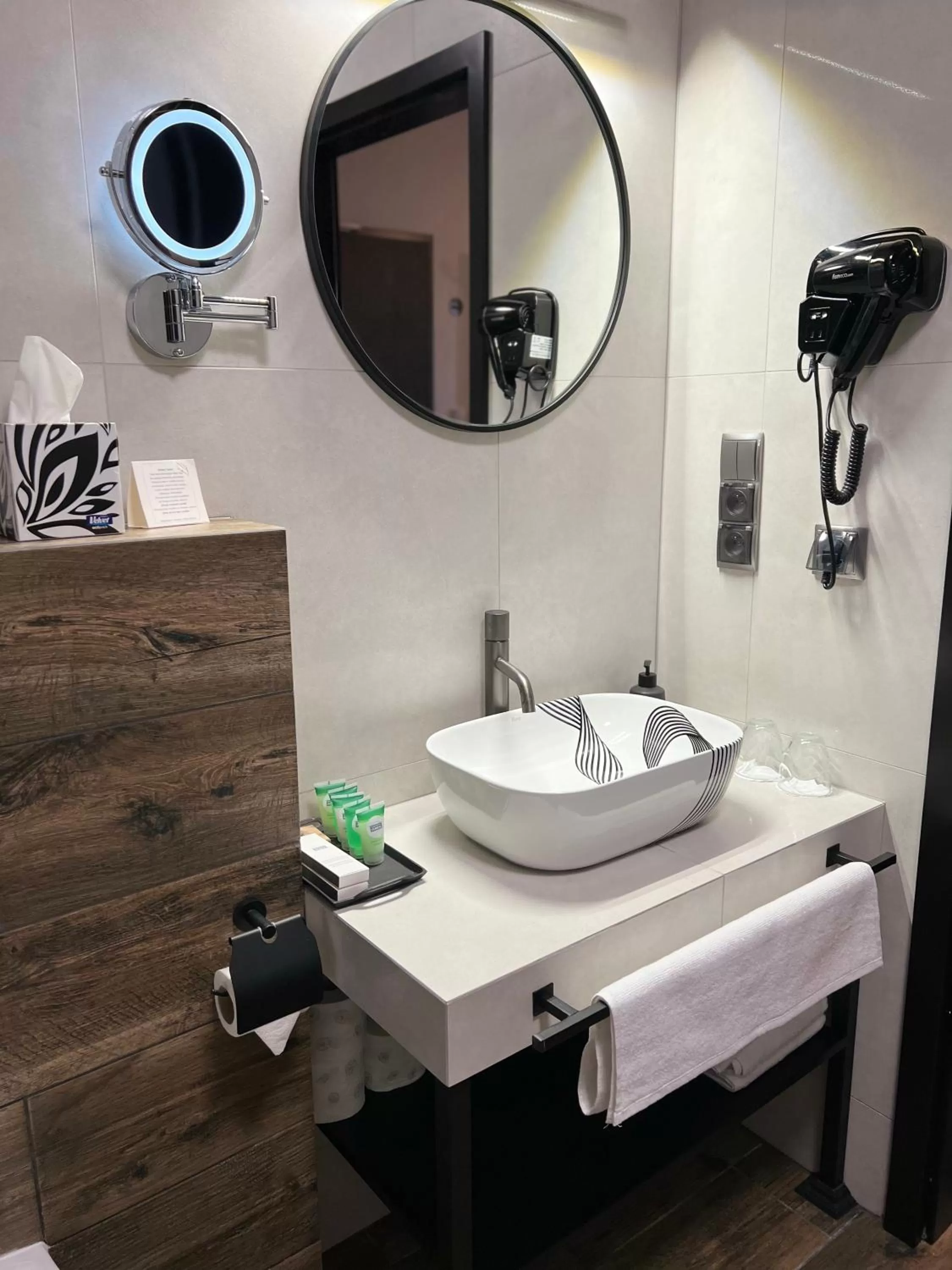 Bathroom in Global Home - Aparthotel - No Contact Check In