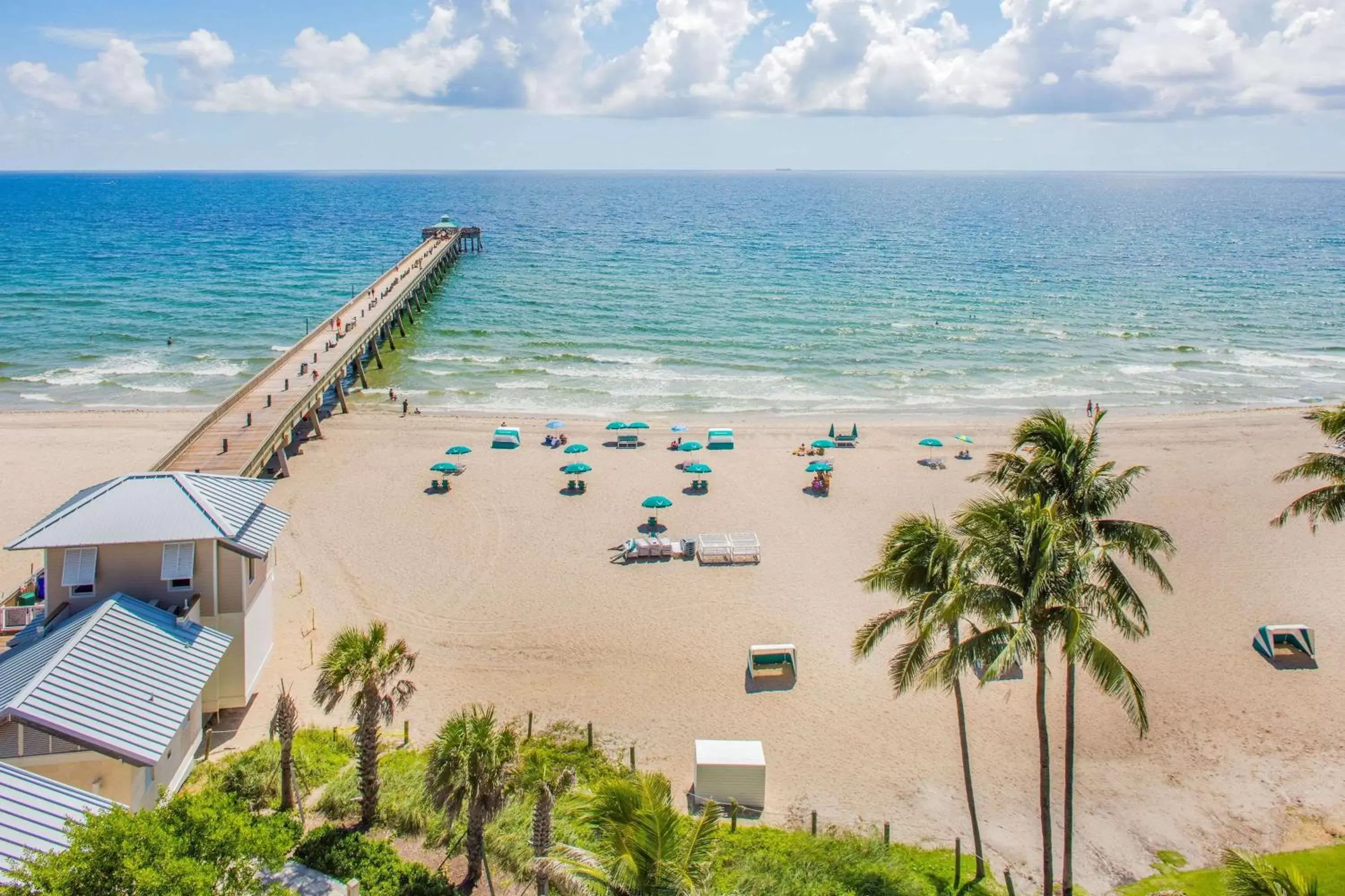 Beach in Wyndham Deerfield Beach Resort