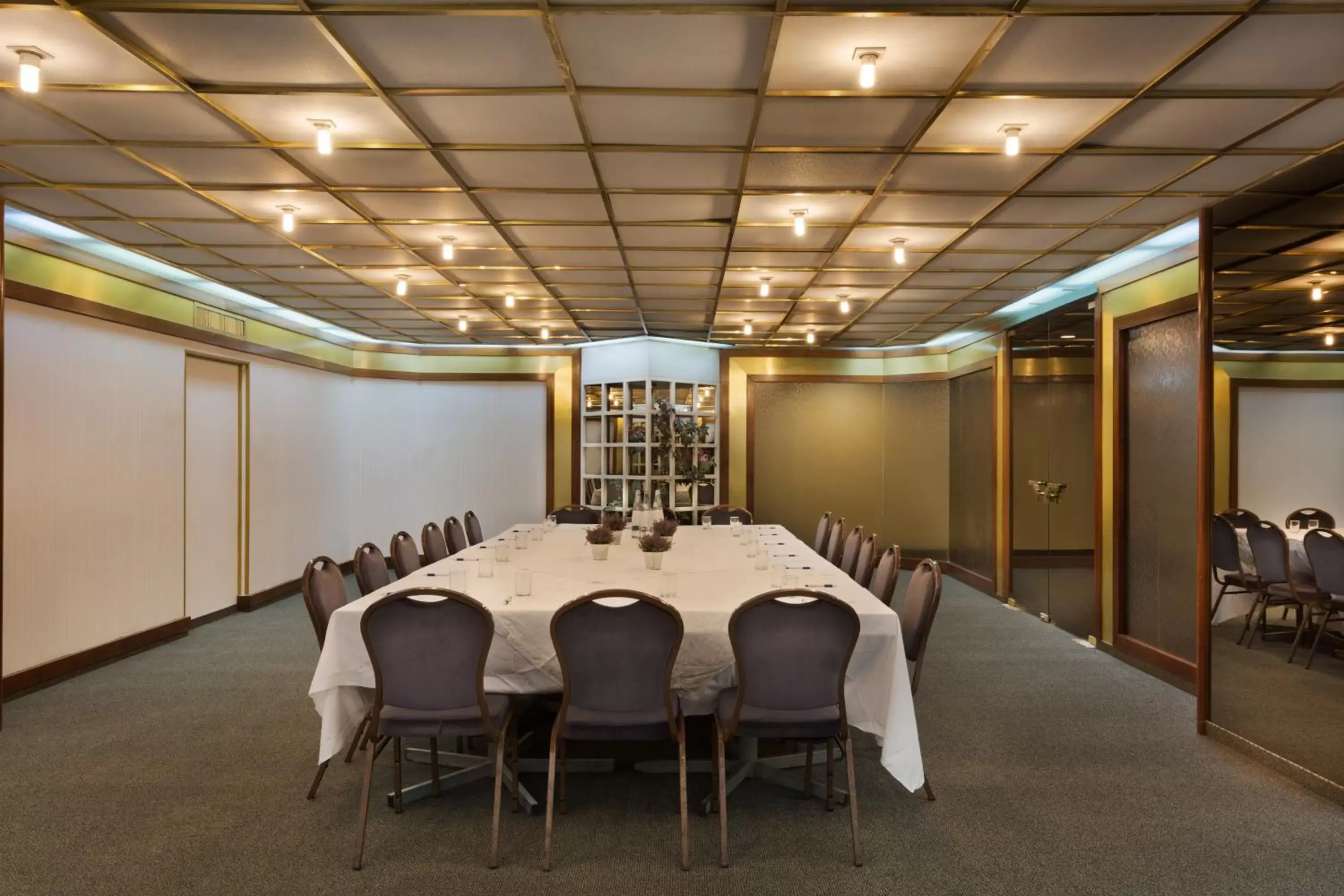 Business facilities in Haifa Bay View Hotel By AFI Hotels