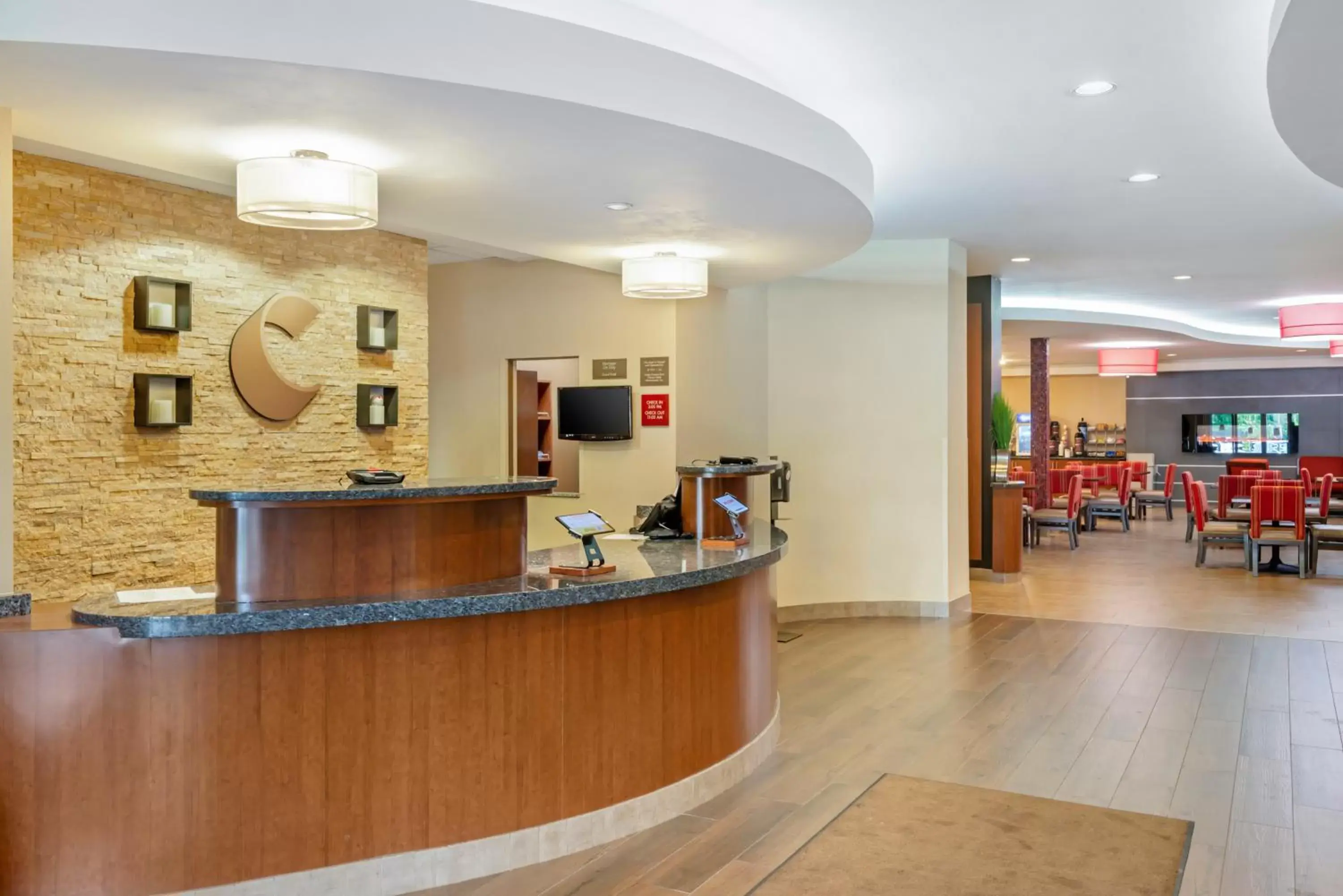 Lobby/Reception in Comfort Suites at Virginia Center Commons
