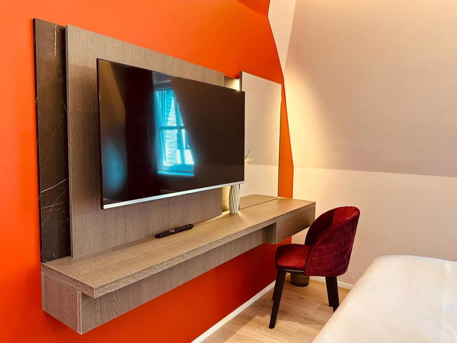 TV/Entertainment Center in MEA HOTEL TRIER