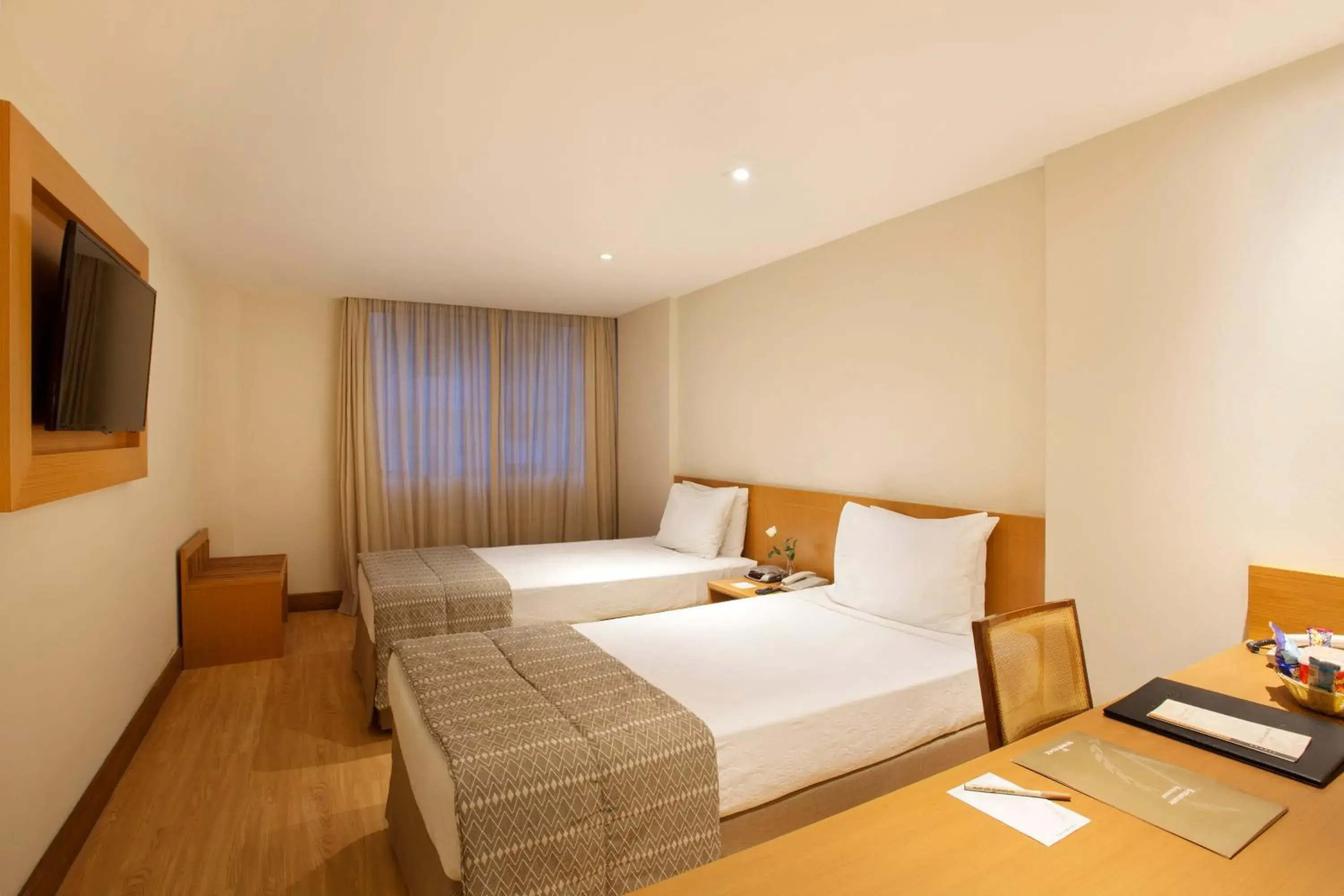 Photo of the whole room, Bed in Windsor Palace Copacabana Photo of the whole room, Bed in Windsor Palace Copacabana