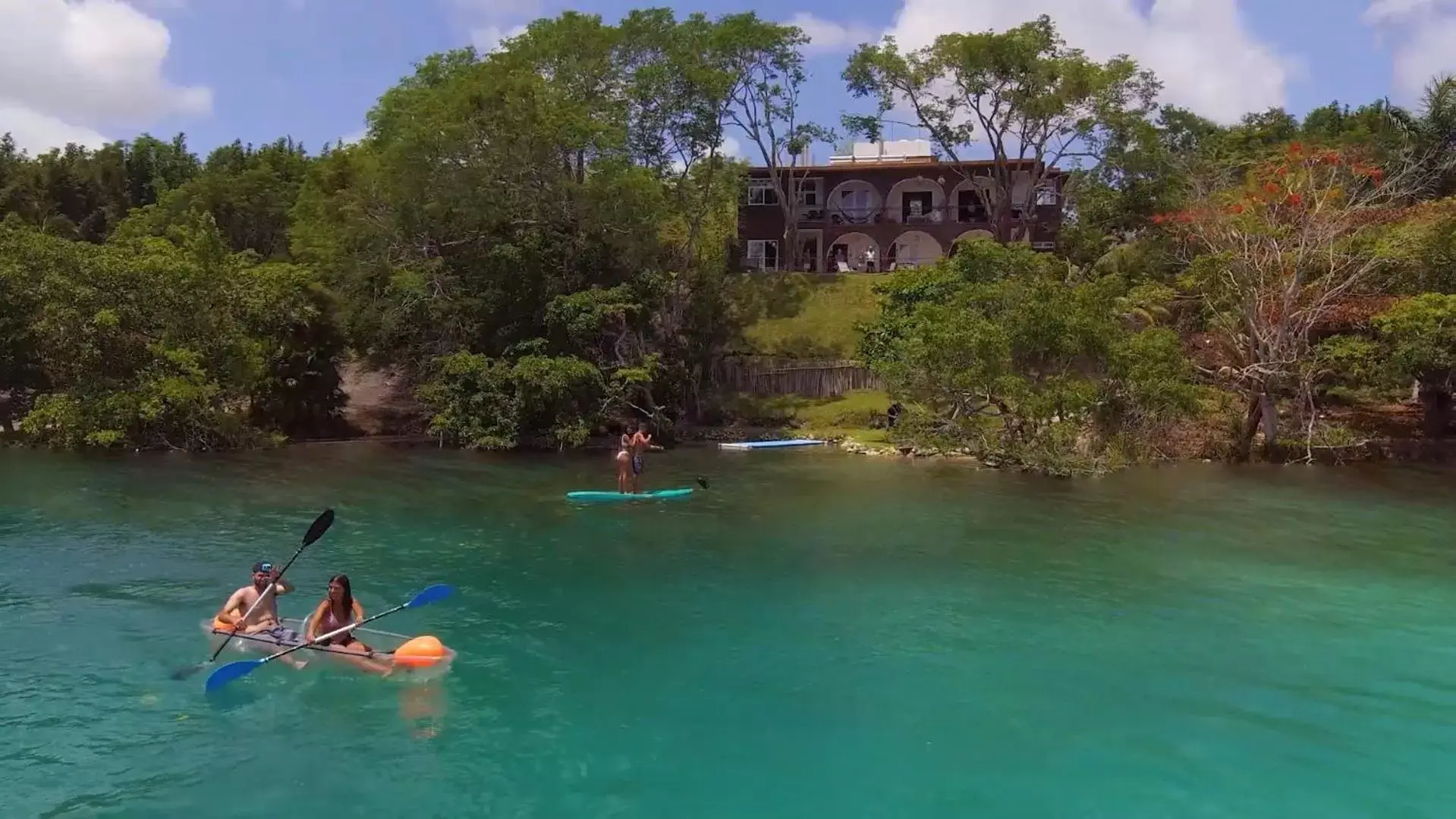 Canoeing in Hotel Secreto Frente a Laguna Bacalar - Opciones Todo Incluido