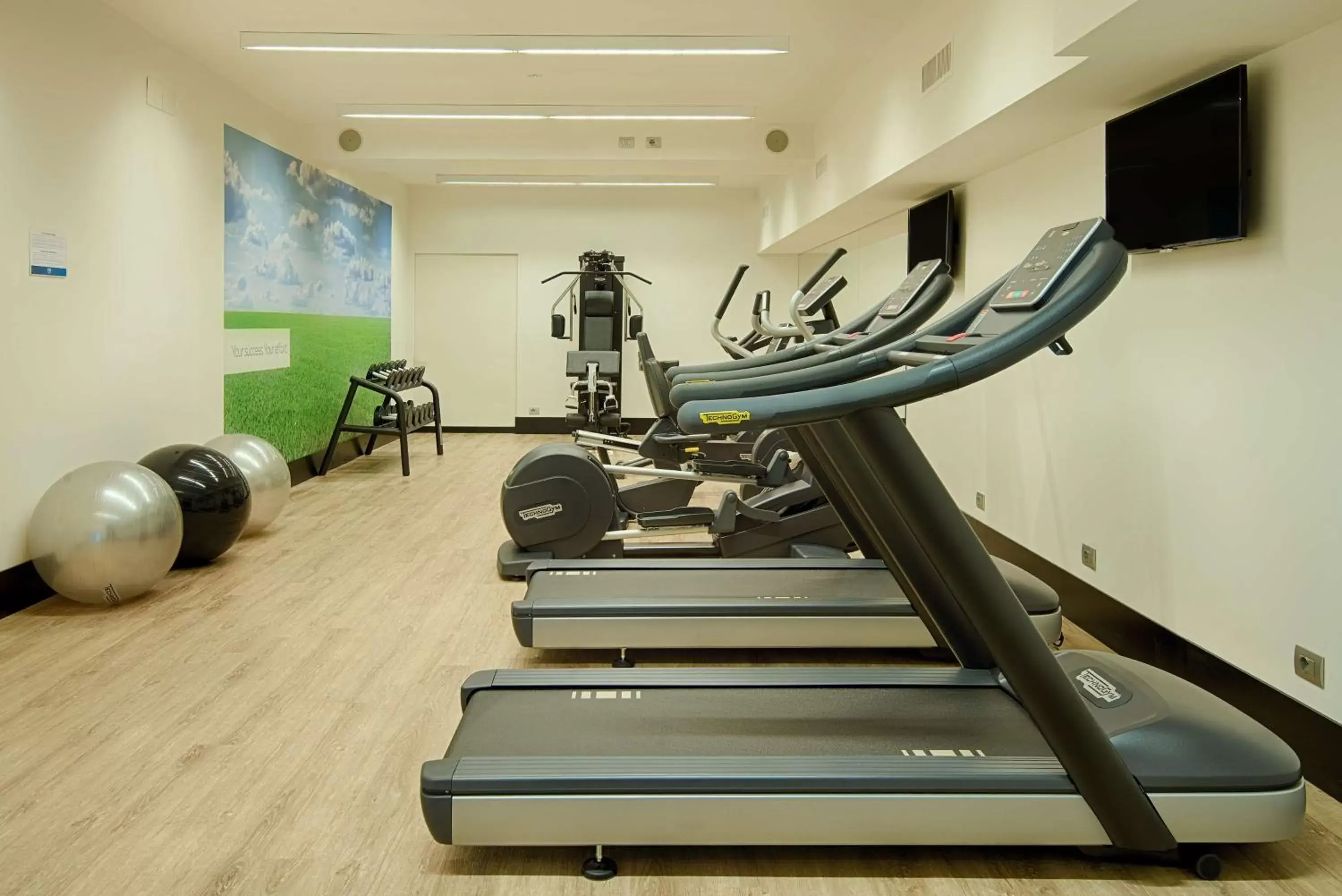 Activities, Fitness Center/Facilities in NH Trieste