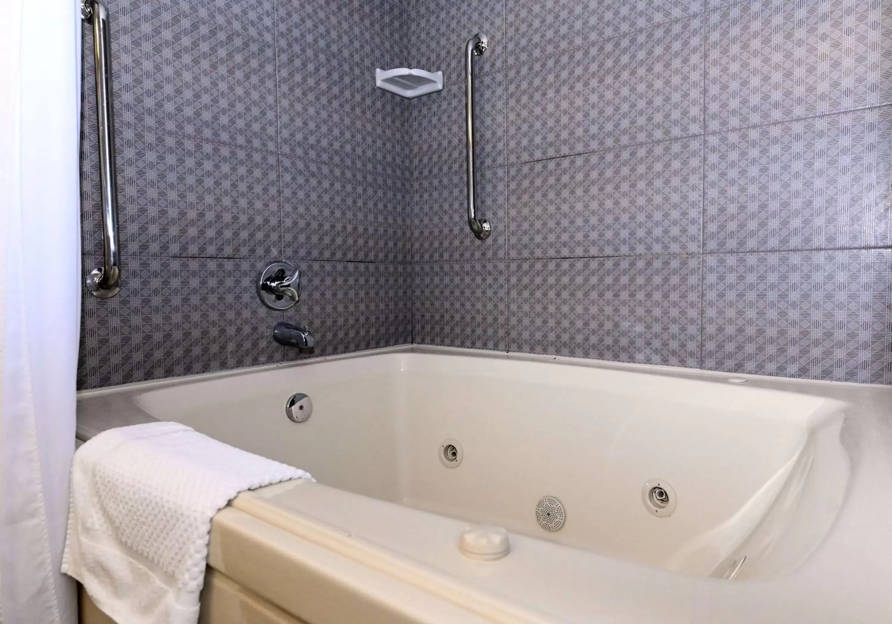 Bathroom in DoubleTree by Hilton Hotel Richmond - Midlothian