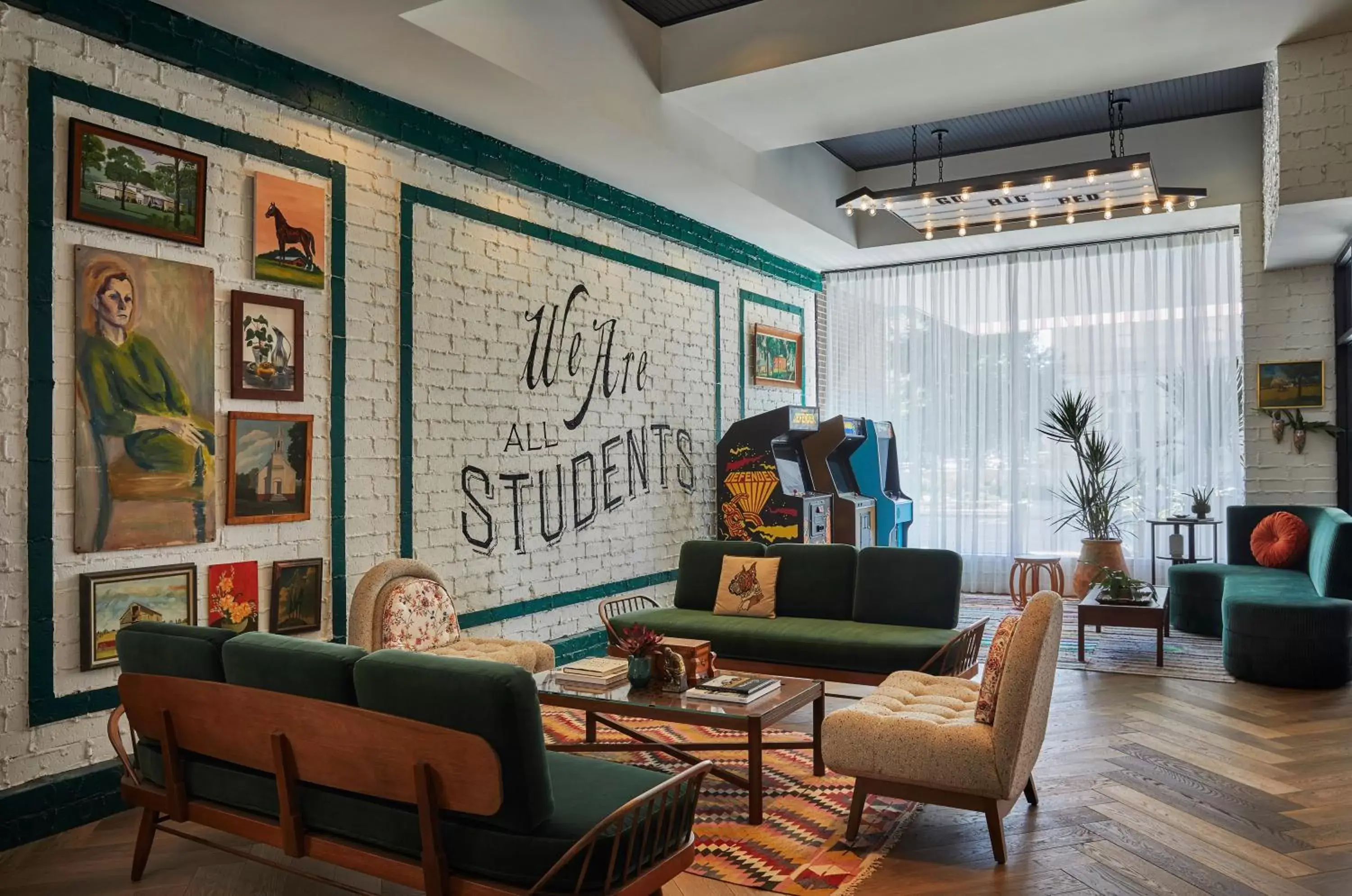 Lobby or reception, Seating Area in Graduate Lincoln