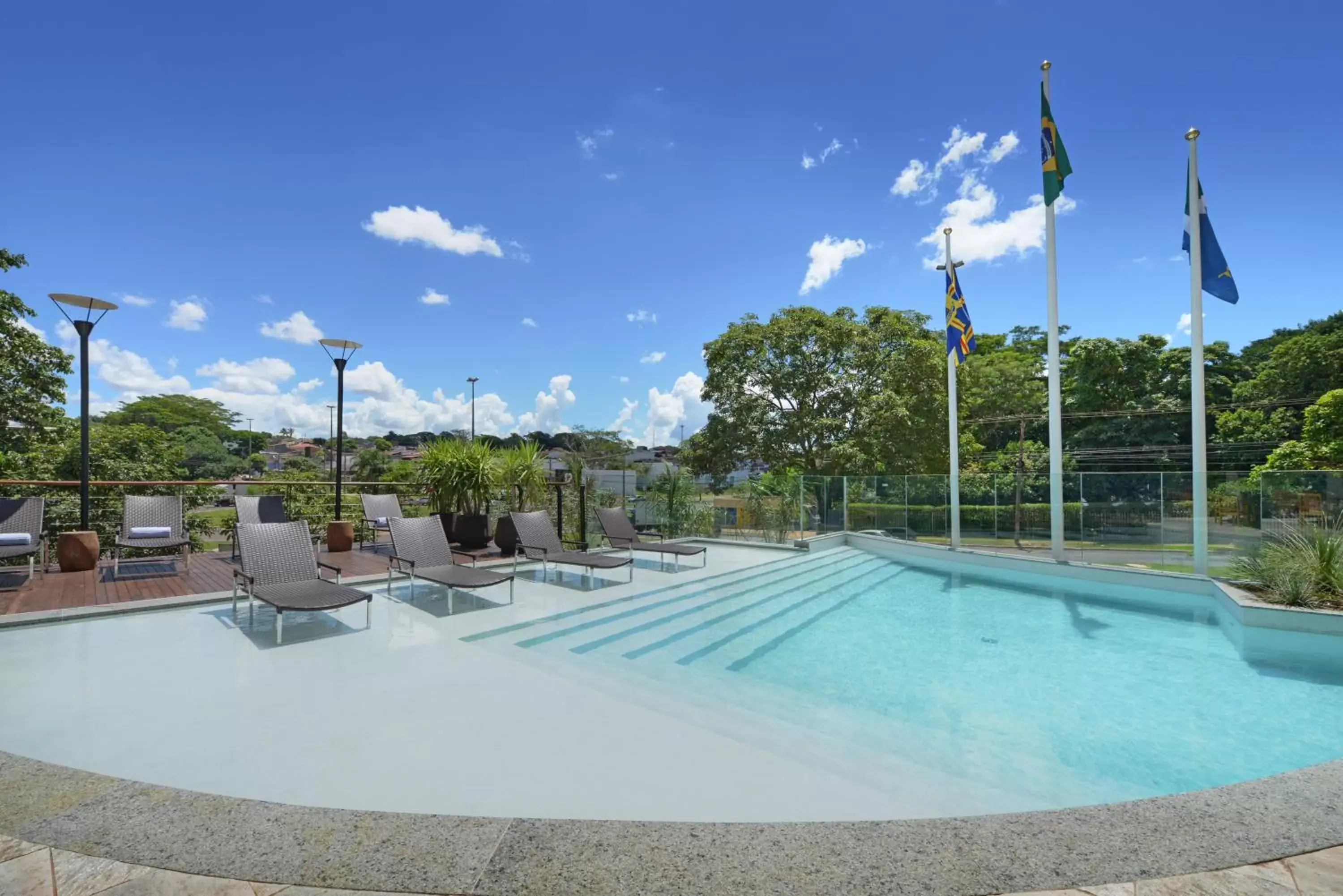 Swimming Pool in Deville Prime Campo Grande