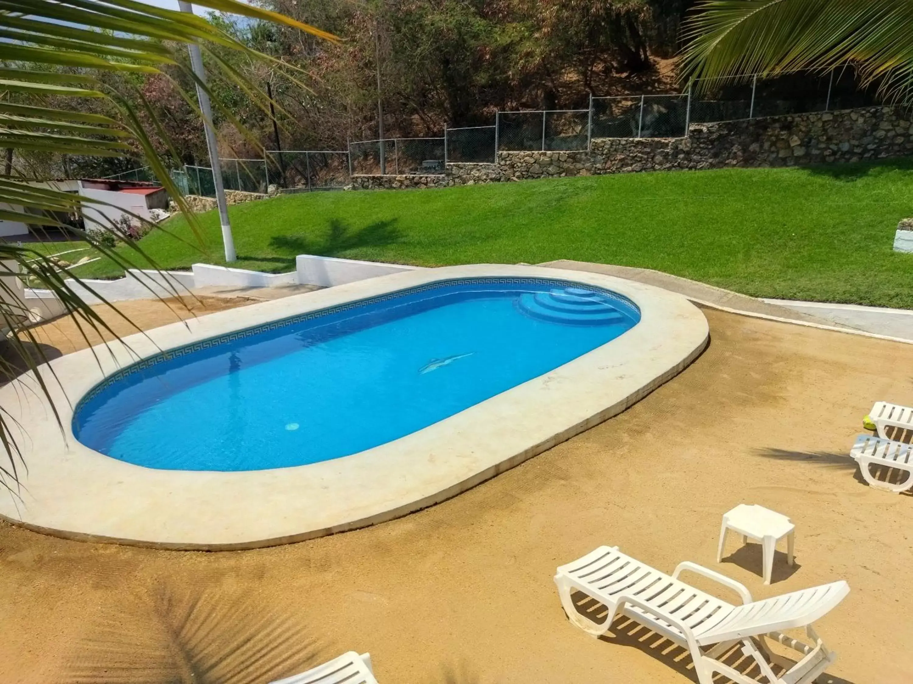 Swimming pool, Pool View in Hotel Aristos Acapulco