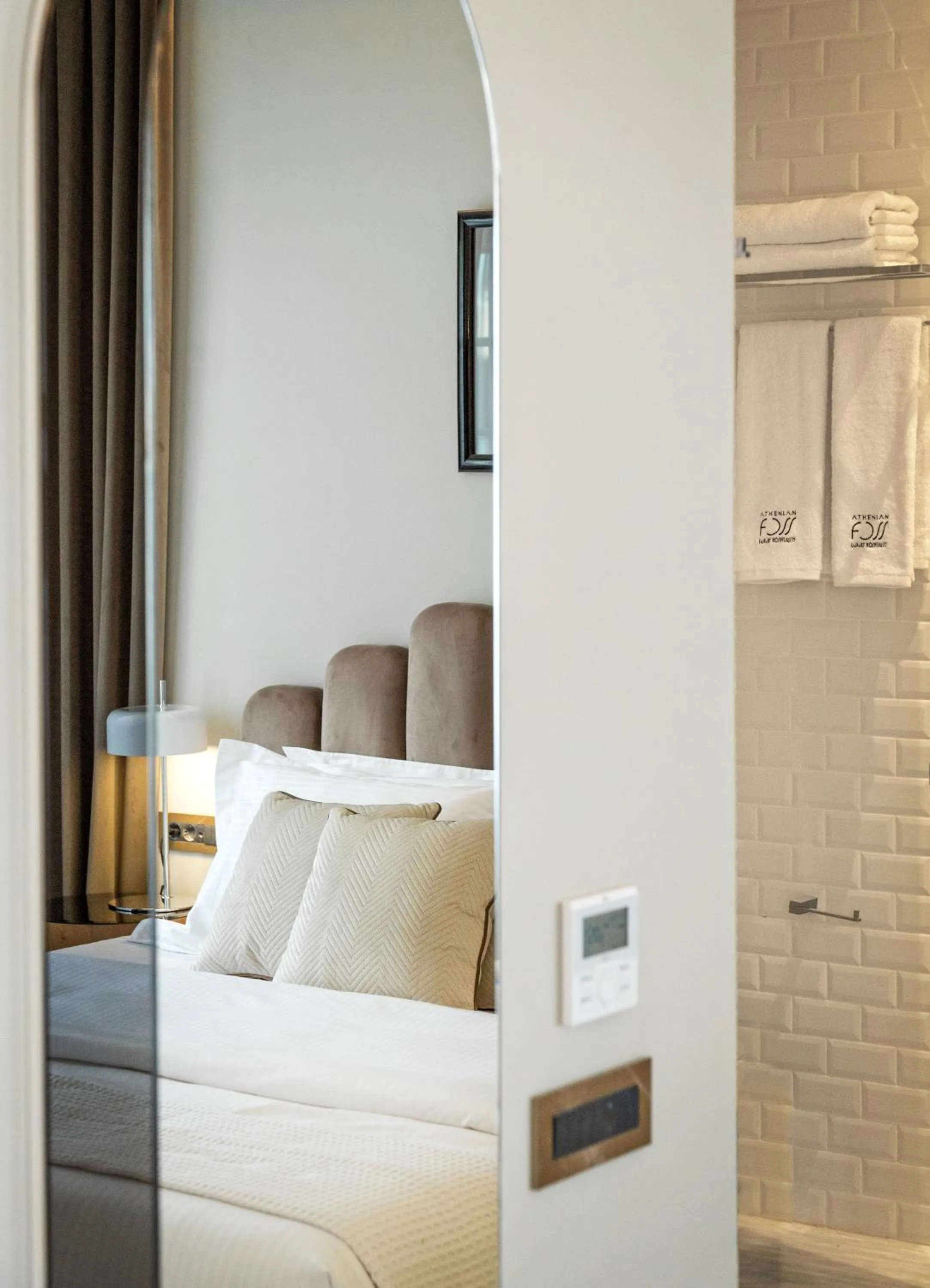 Bedroom, Bed in Athenian Foss