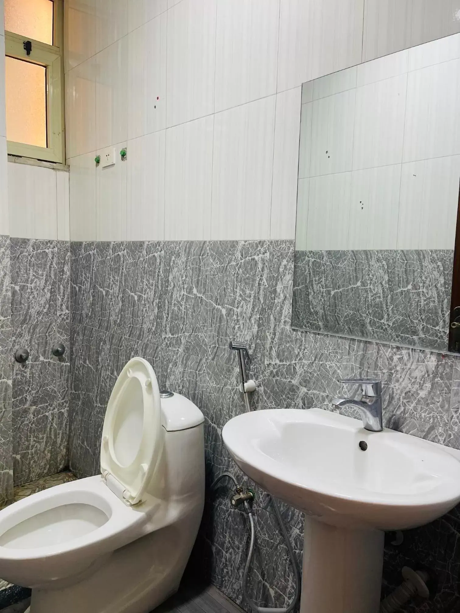 Large Single Room in Goza Guest House Large Single Room in Goza Guest House