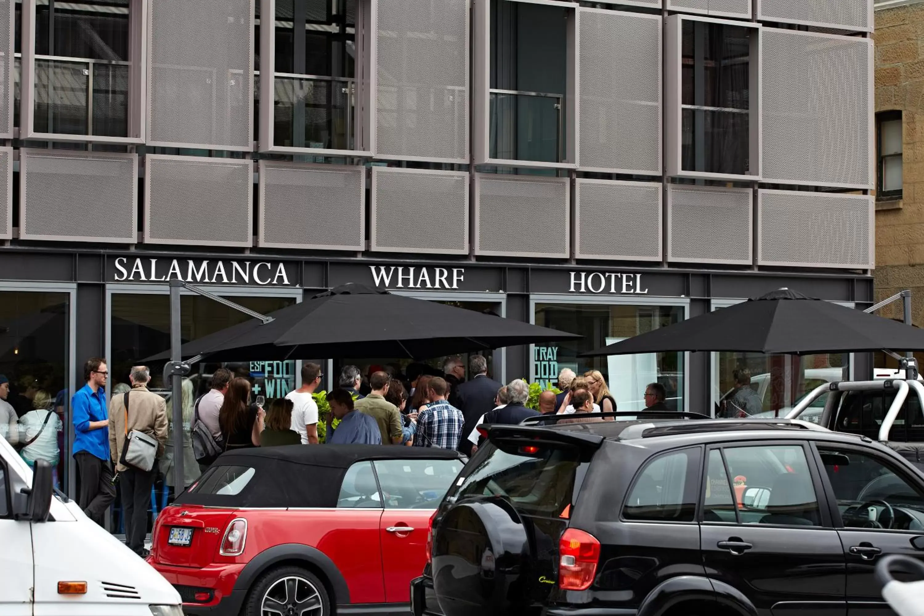 Facade/entrance in Salamanca Wharf Hotel