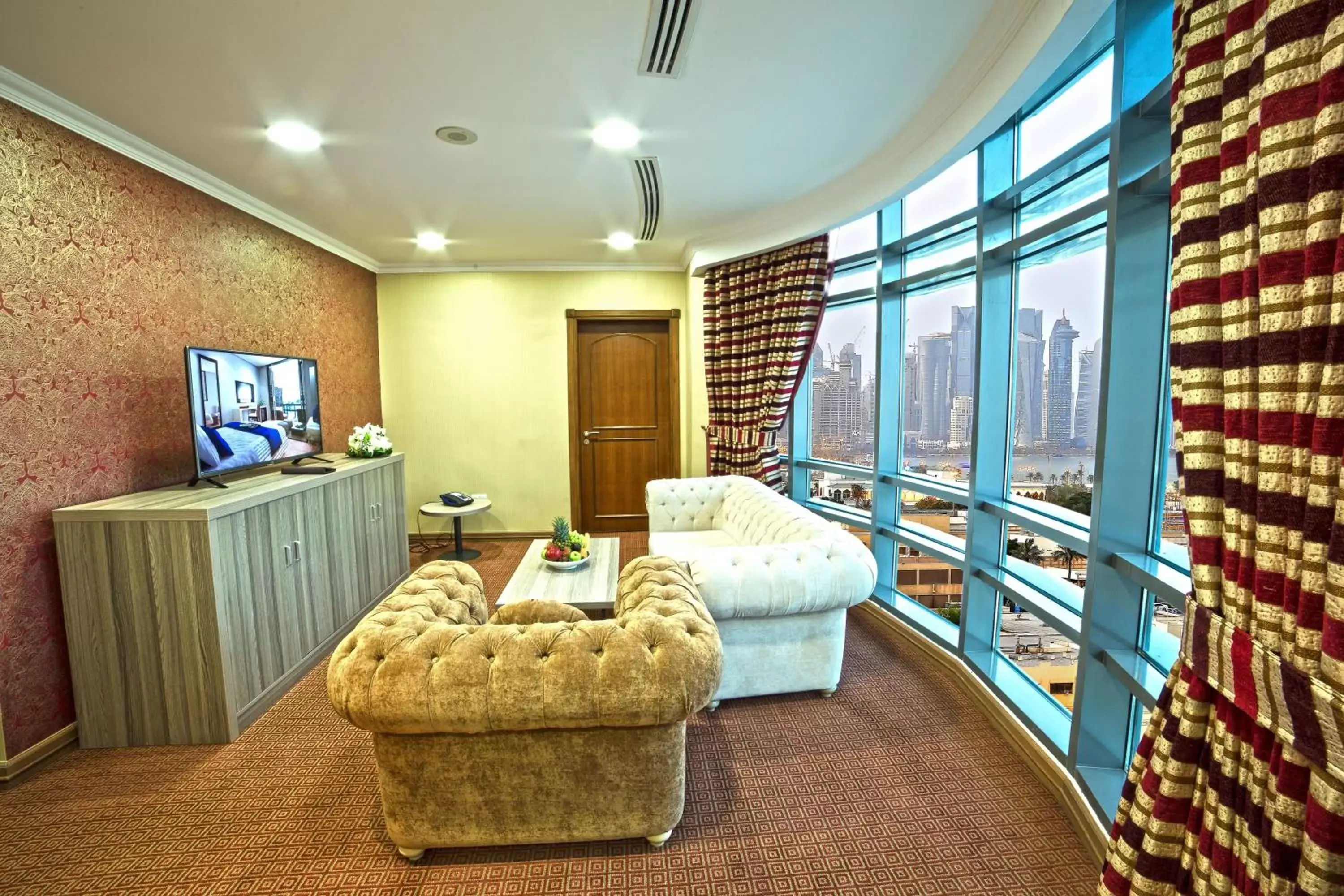 Living room, Seating Area in Sapphire Plaza Hotel