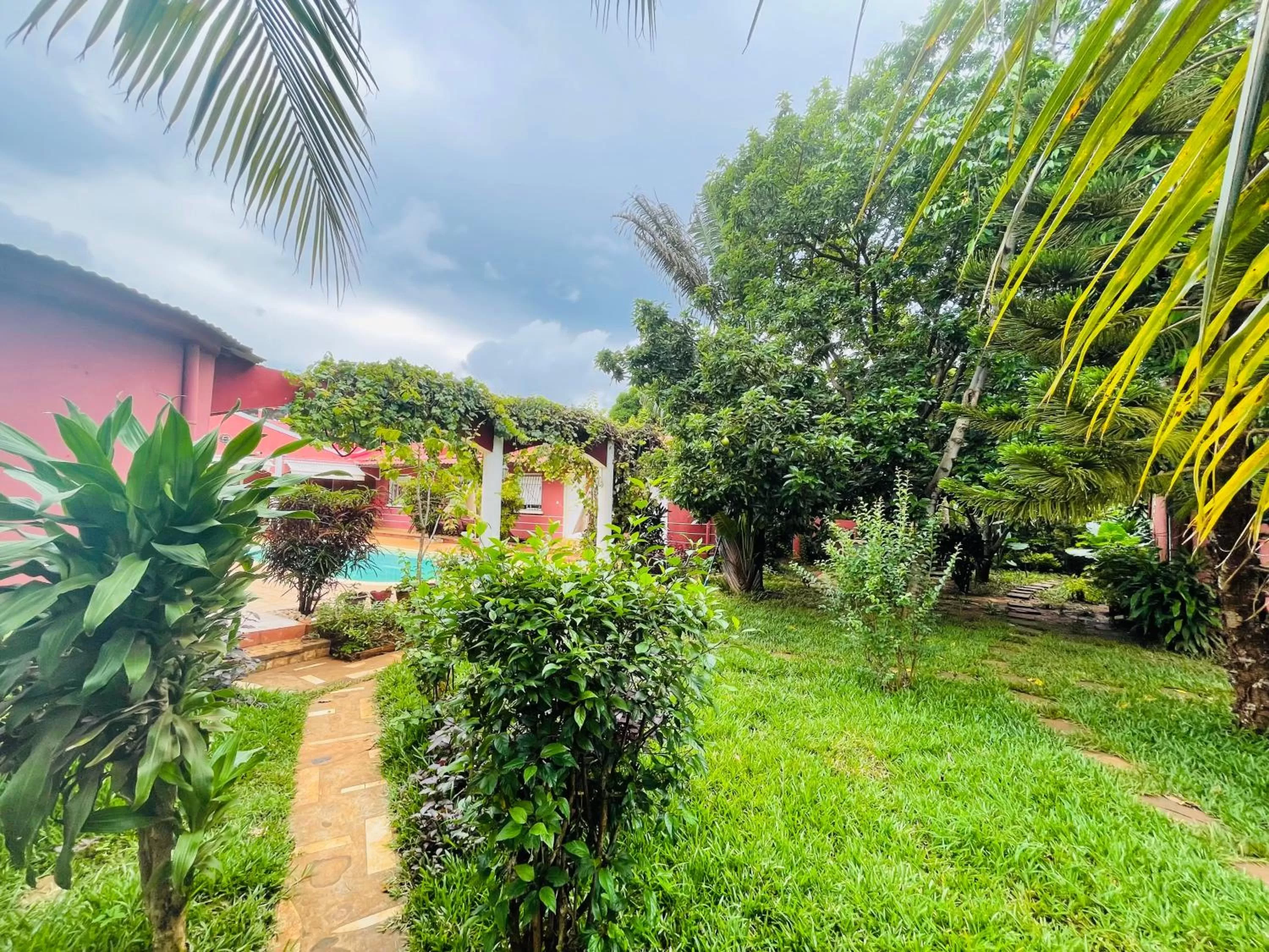 Garden in Régina Lodge Diégo Suarez Madagascar