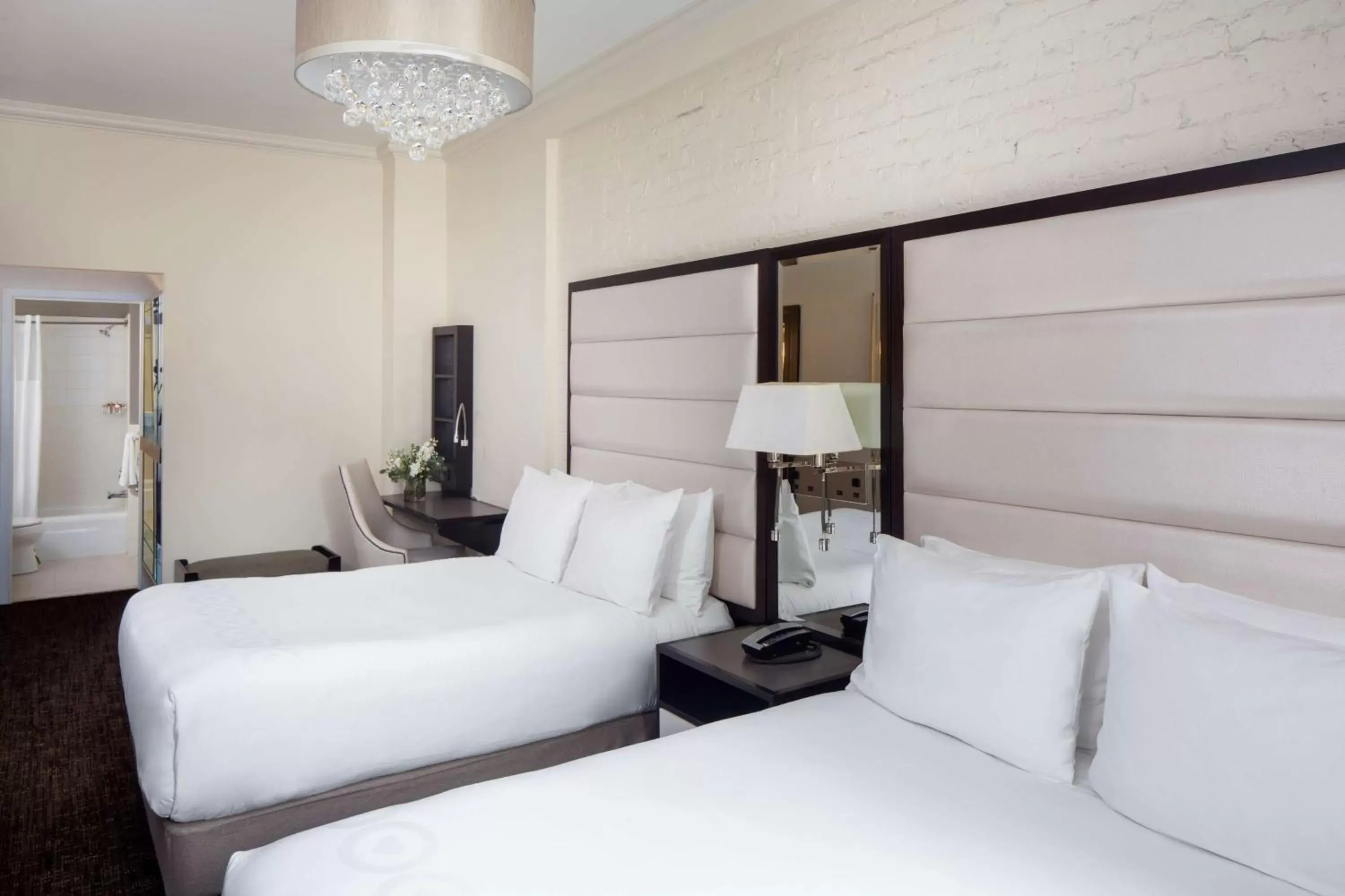 Bedroom, Bed in Park South Hotel, part of JdV by Hyatt