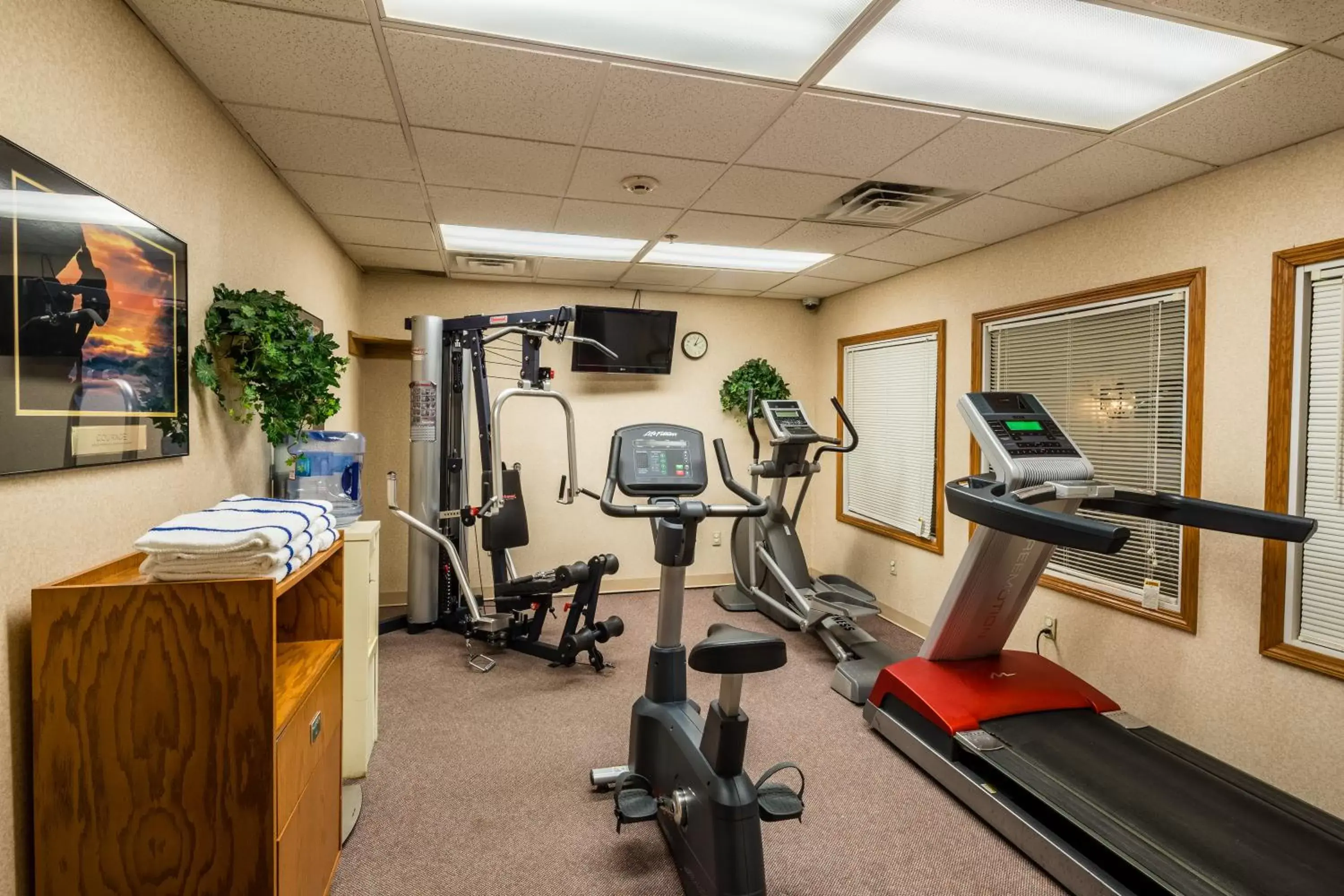 Fitness Center/Facilities in Coshocton Village Inn & Suites