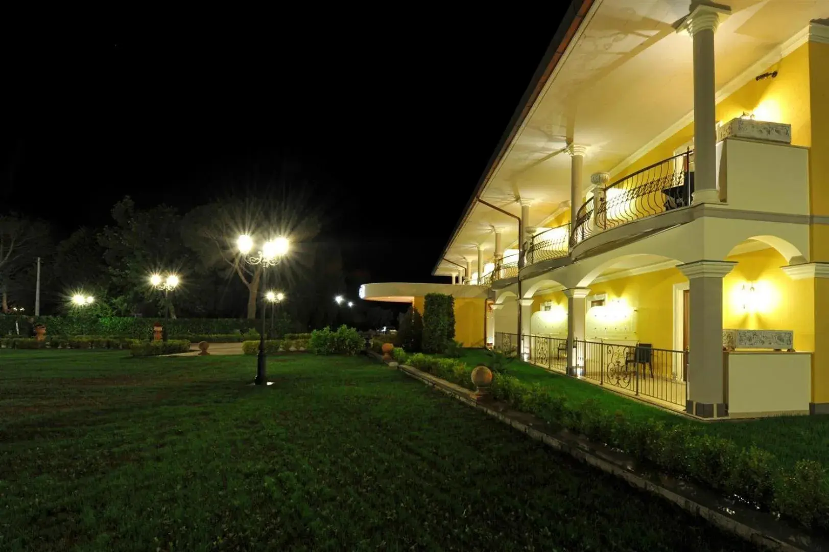 Facade/entrance, Property Building in Hotel Lido - Beach and Palace