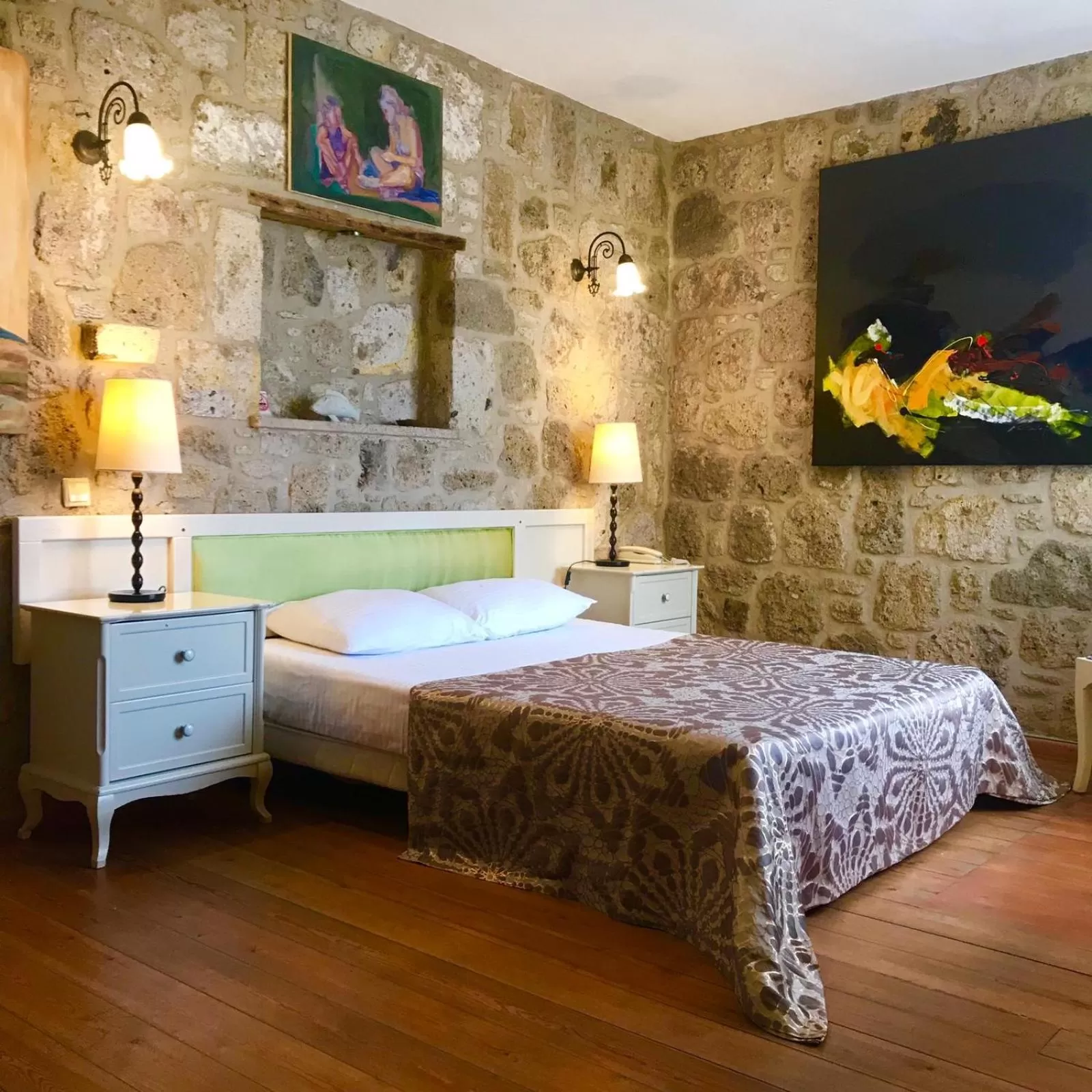 Photo of the whole room, Bed in MaSaLa Otel