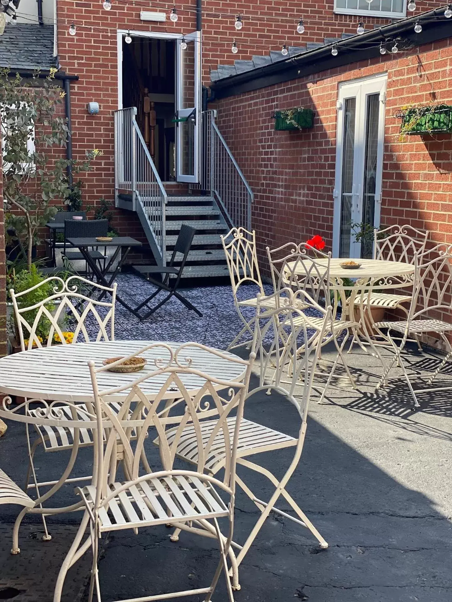 Patio, Patio/Outdoor Area in The Ilchester Arms Hotel, Ilchester Somerset