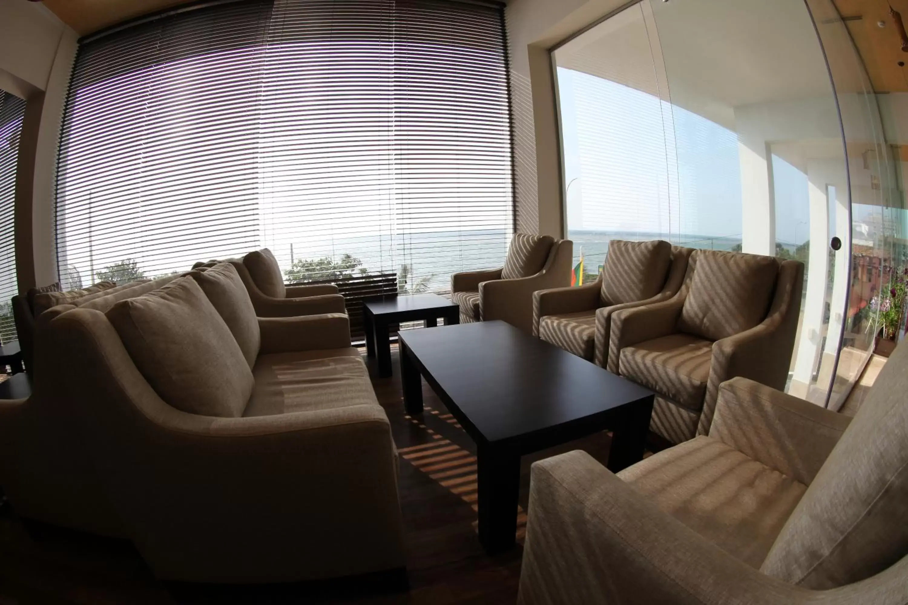 Living room, Seating Area in Mirage Colombo