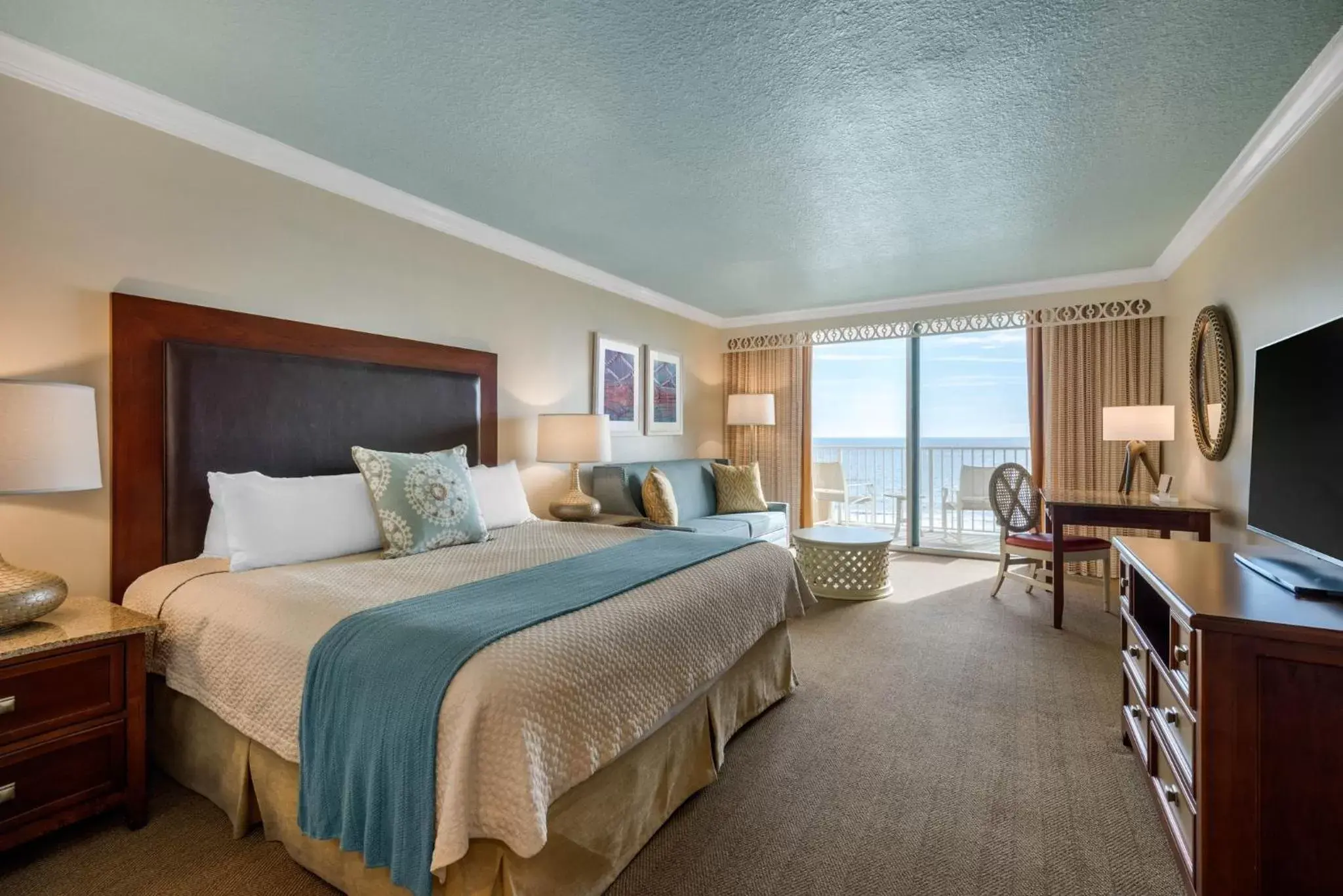 Bedroom in Omni Amelia Island Resort