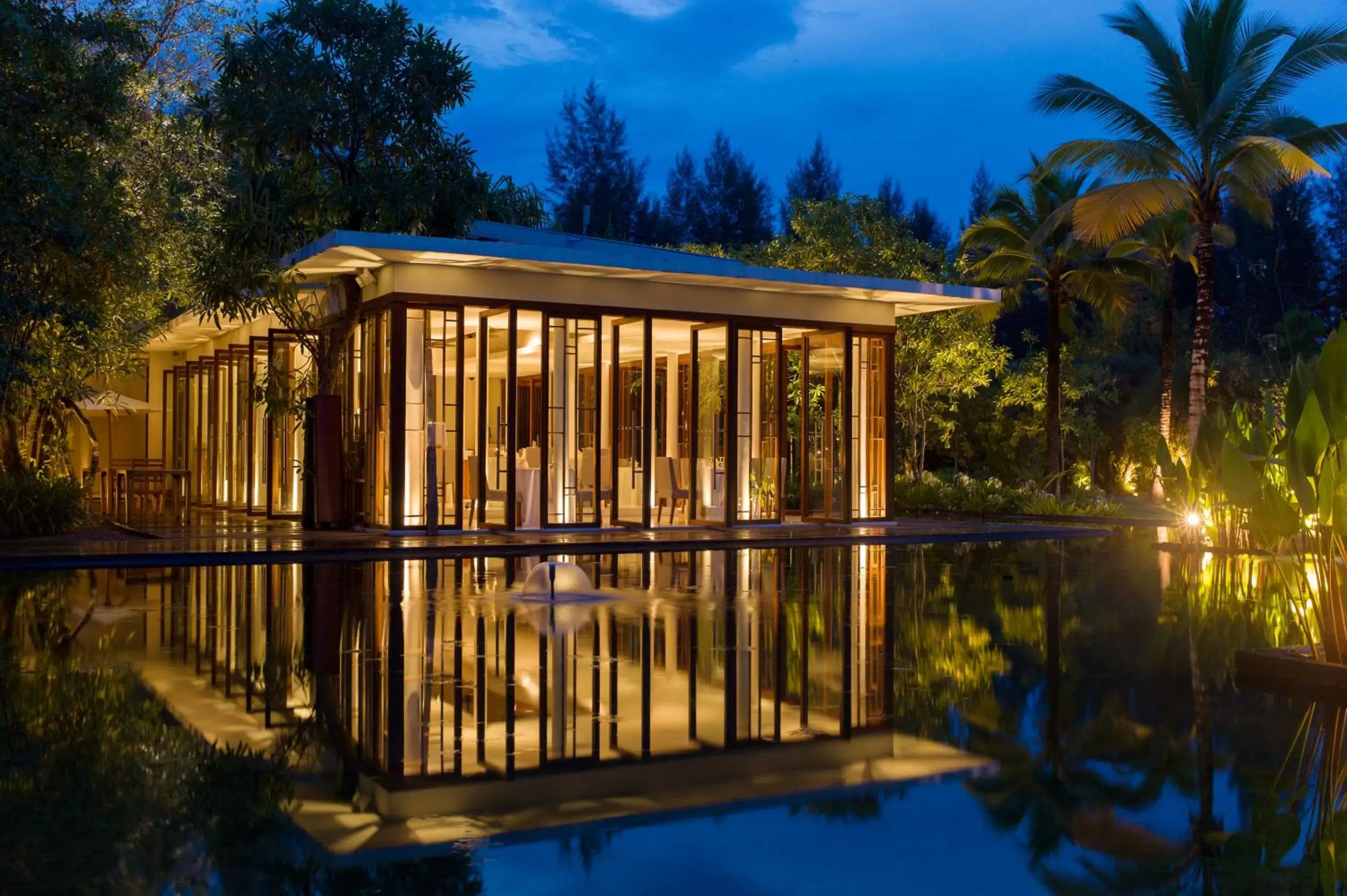 Restaurant/places to eat in The Sarojin Restaurant/places to eat in The Sarojin