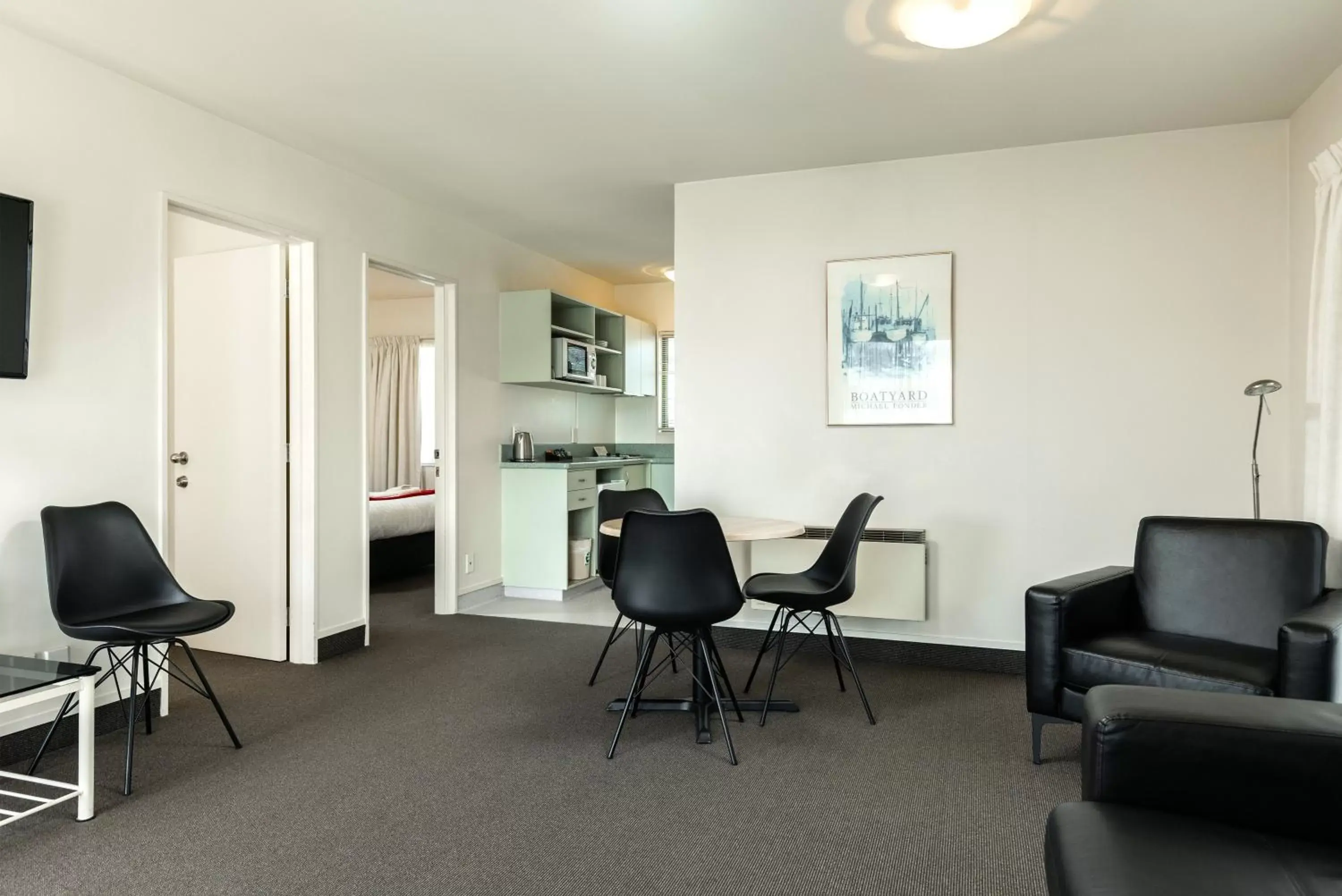 Seating Area in Jasmine Court Motel