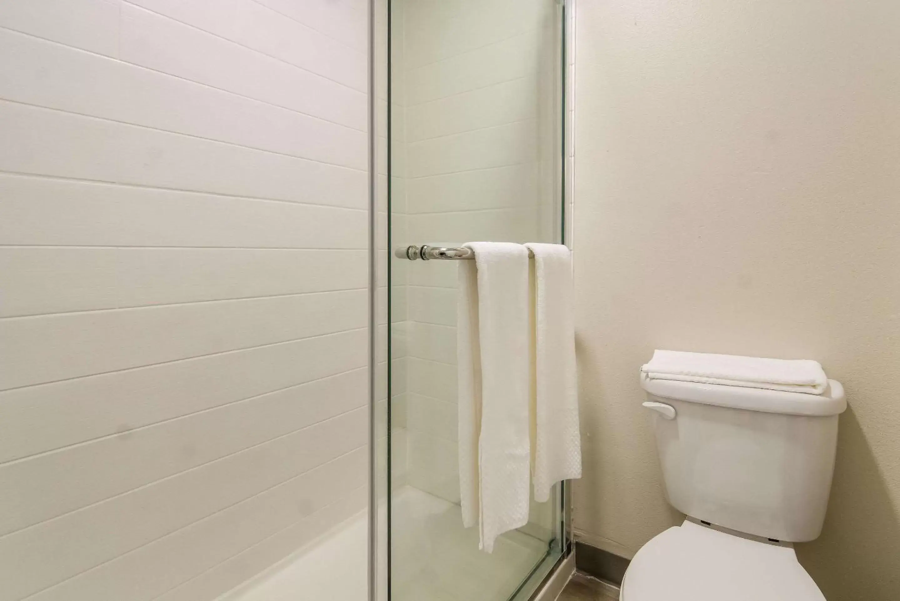 Bathroom in Quality Inn & Suites Dallas-Cityplace