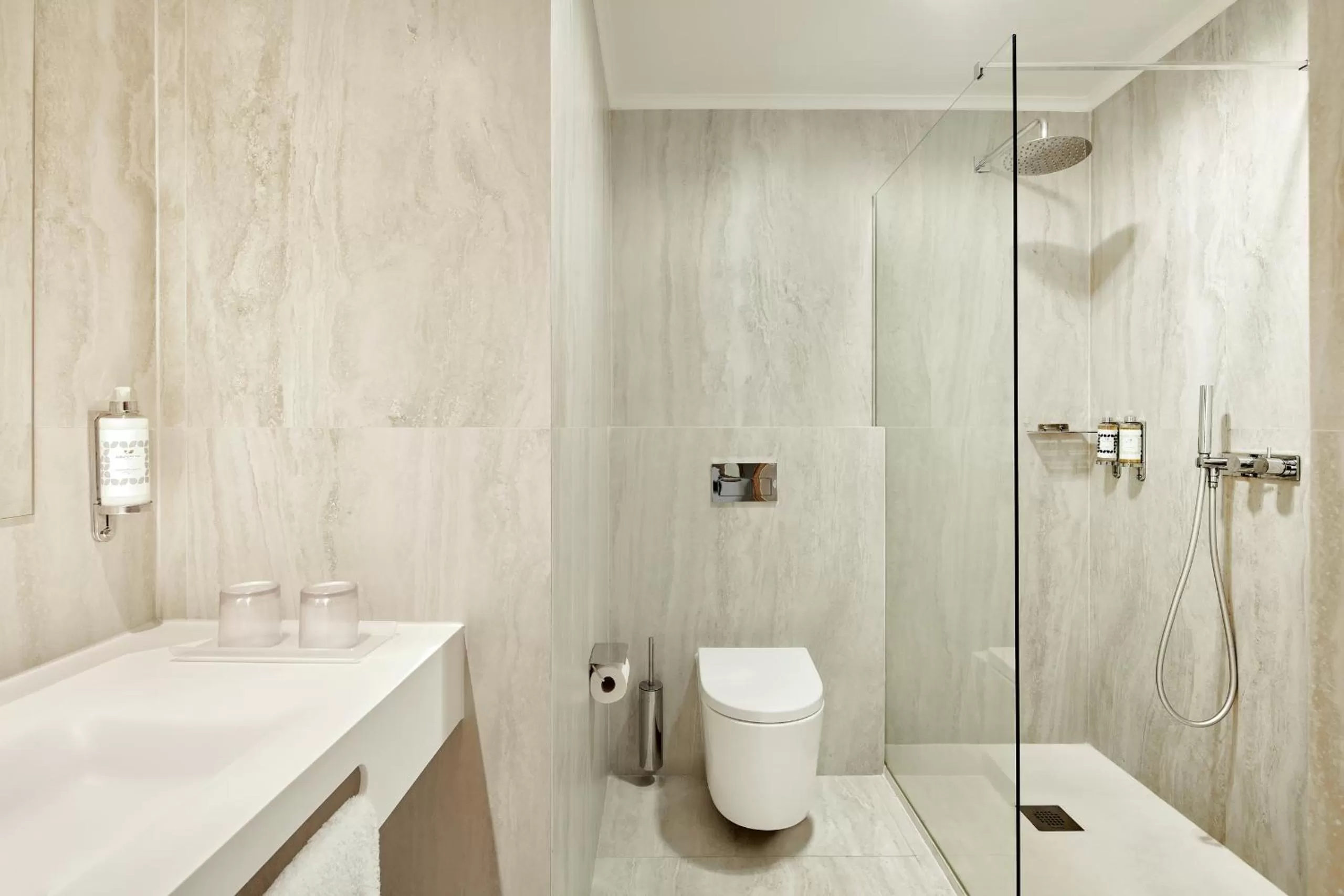 Shower in Albufeira Sol Hotel & Spa