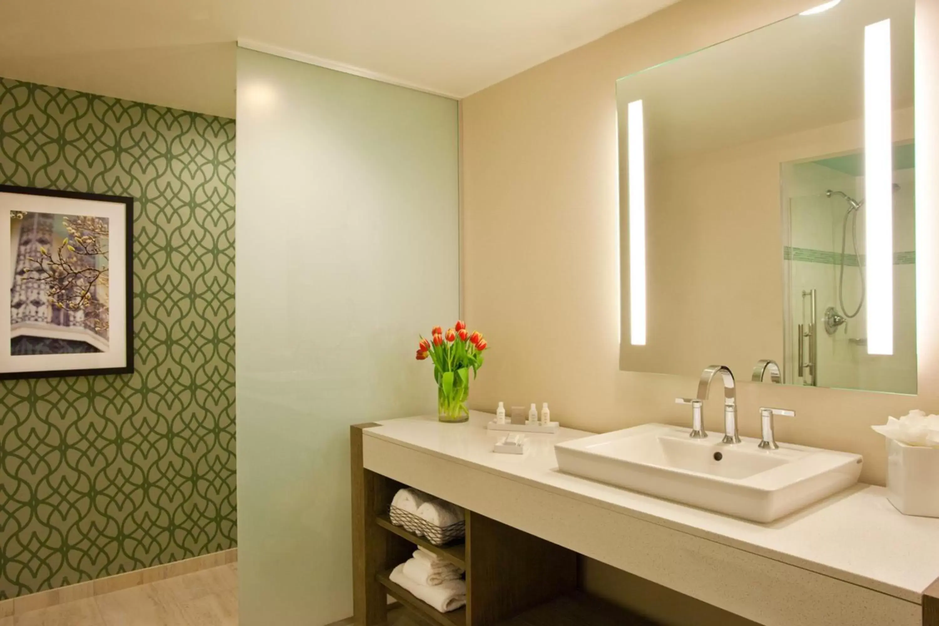 Bathroom in Hotel Tonnelle New Orleans, a Tribute Portfolio Hotel