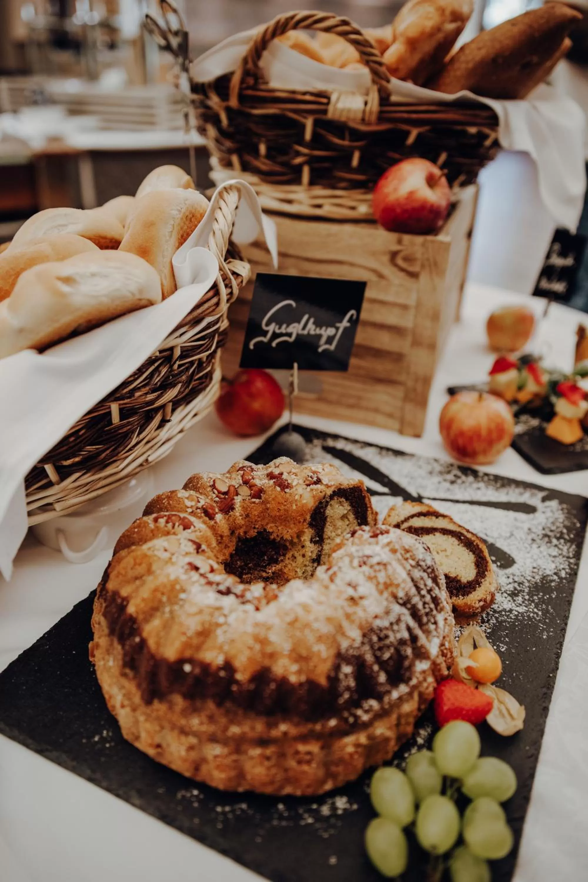 Food and drinks in Parkhotel Brunauer