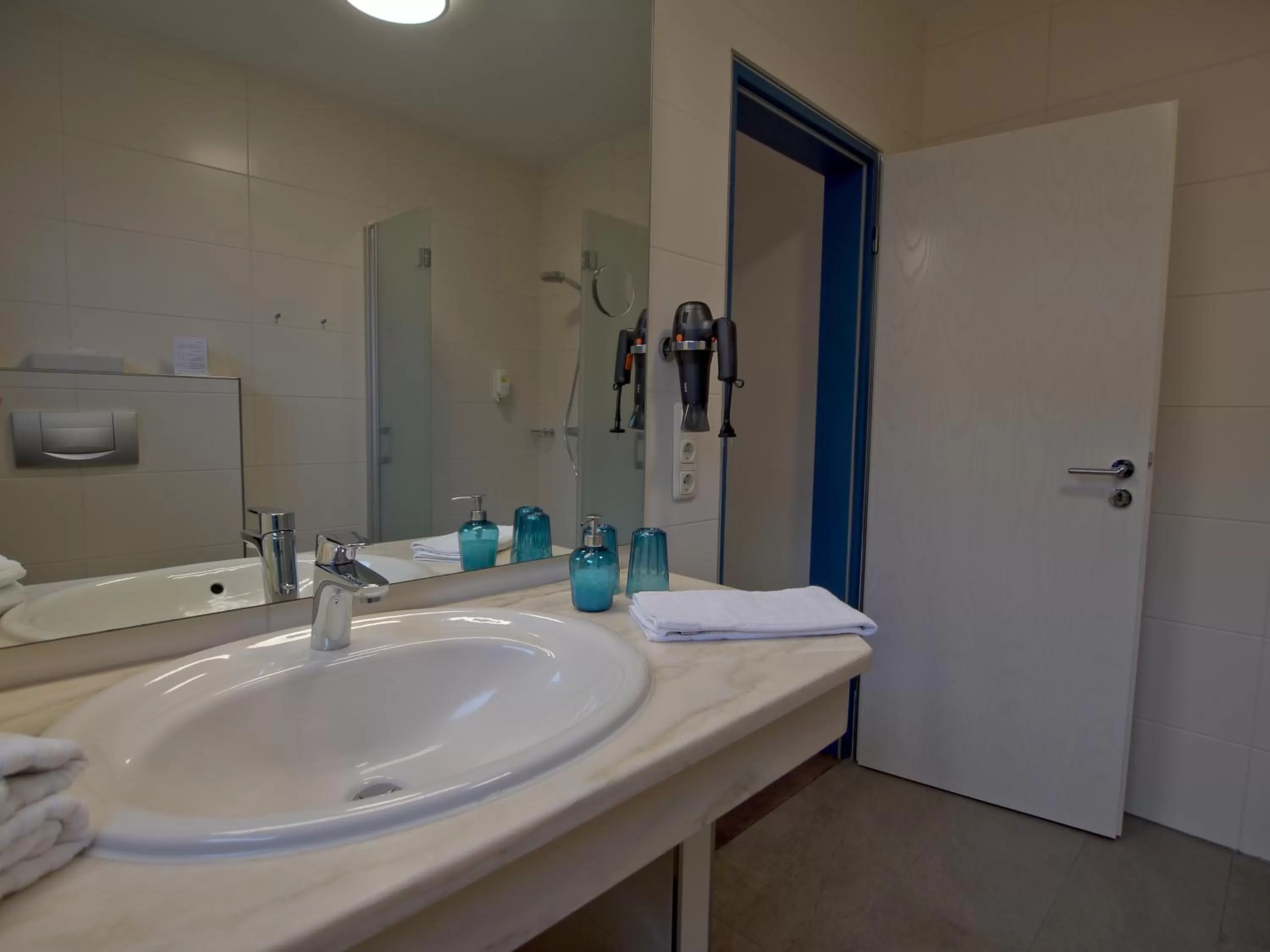 Bathroom in Hotel Friesische Wehde