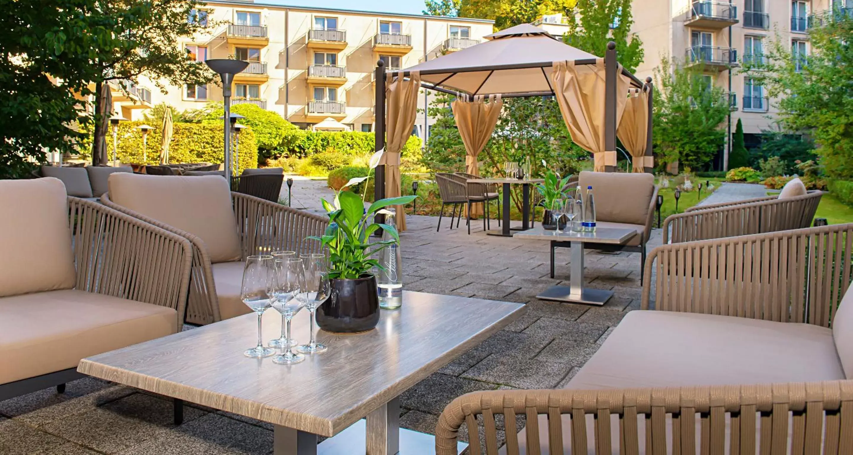 Victor's Residenz-Hotel Berlin Mitte Victor's Residenz-Hotel Berlin Mitte