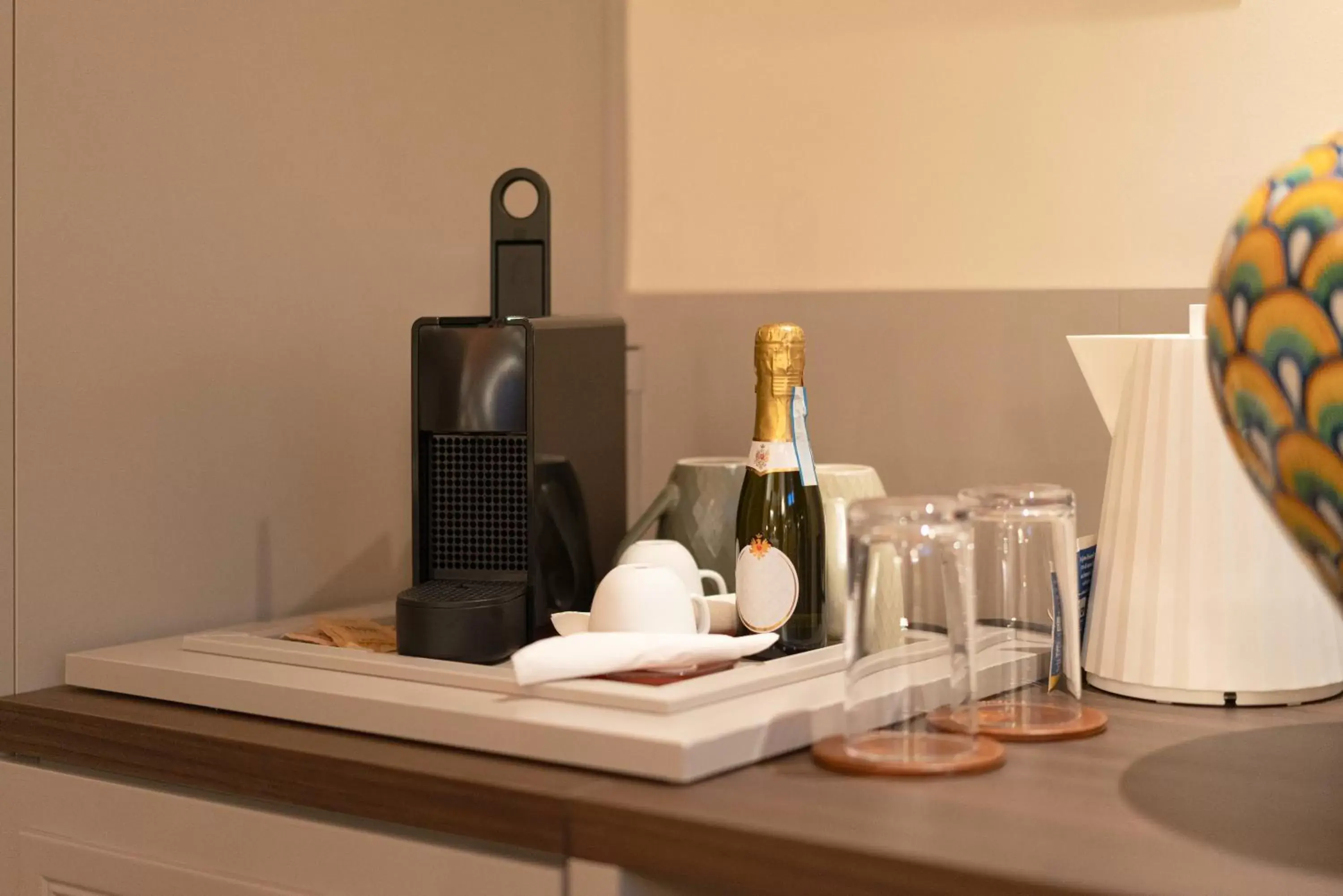 Coffee/tea facilities in Dimora Le Torri - Boutique Luxury Suites in Florence Historic Centre - Adults Only