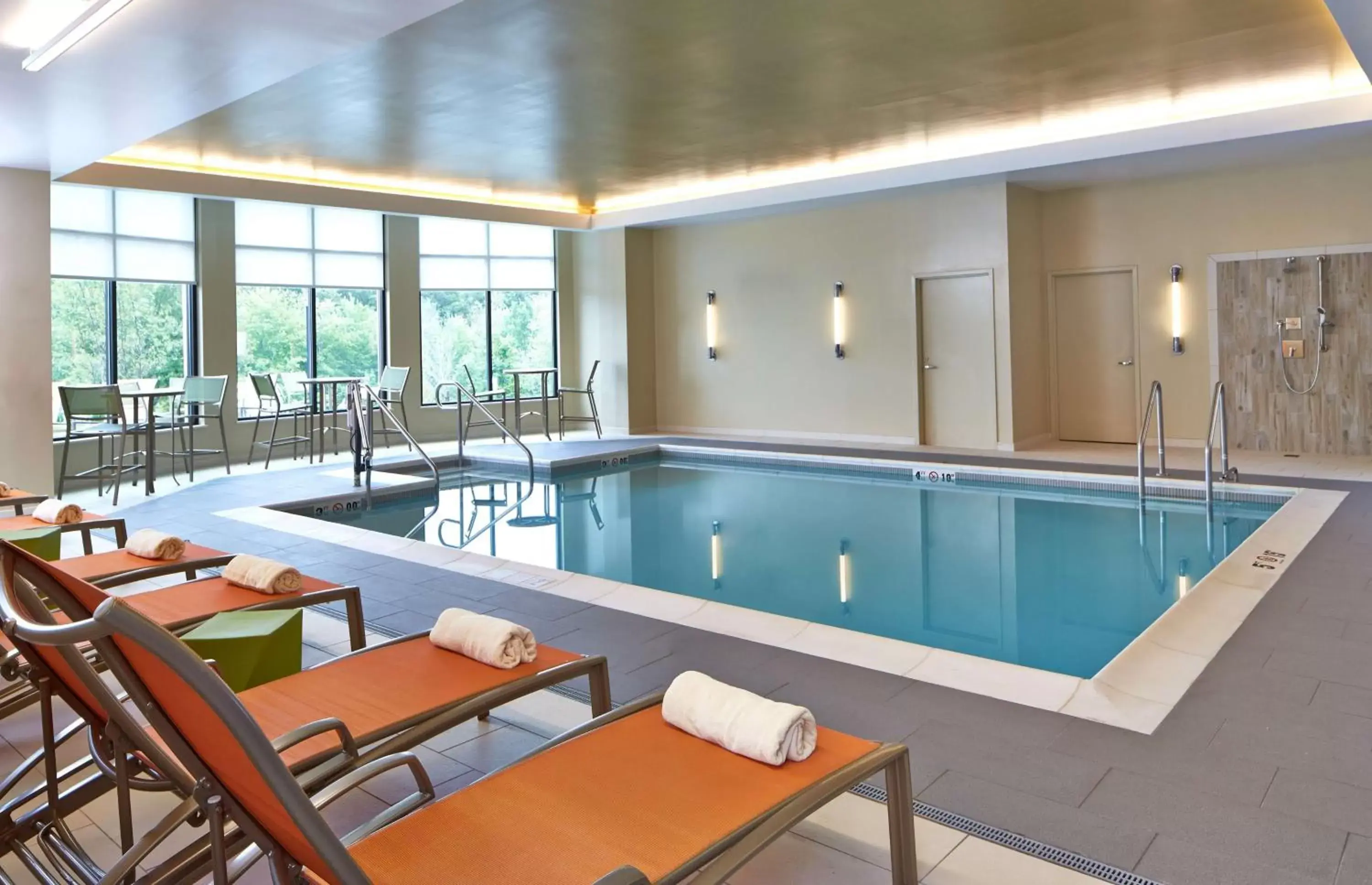 Pool view, Swimming Pool in Hilton Garden Inn Boston/Marlborough