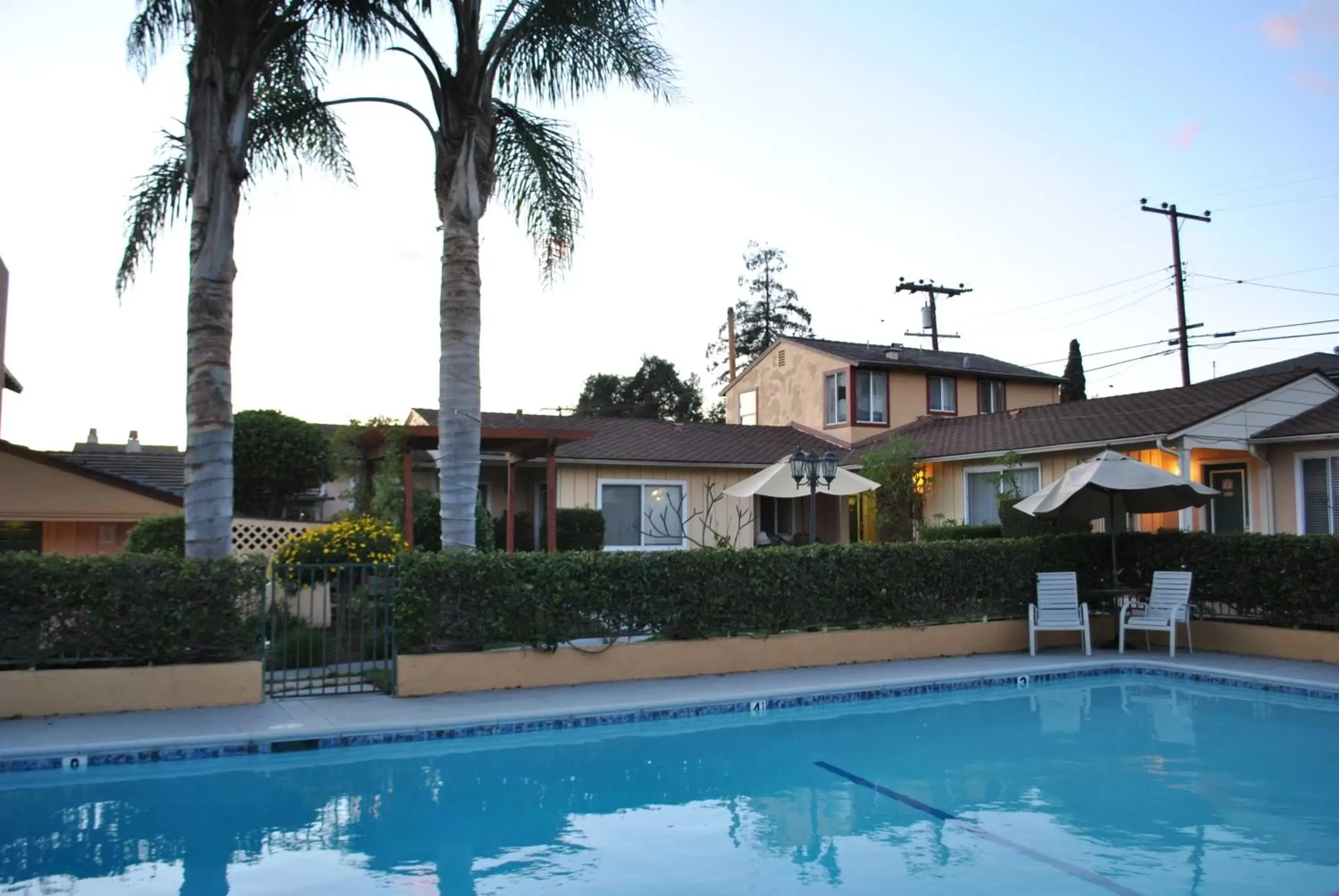 Swimming Pool in Oasis Inn and Suites