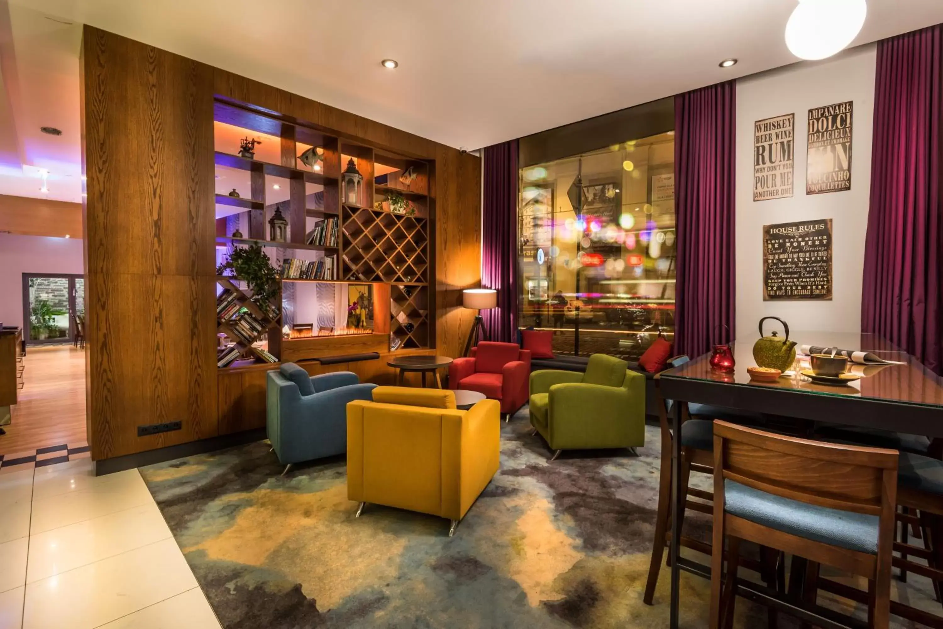 Lounge or bar in Radisson Blu Hotel Krakow