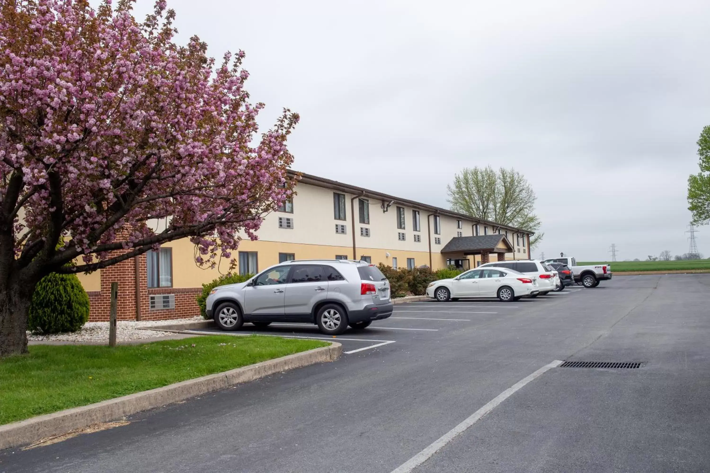 Property Building in Eastbrook Inn