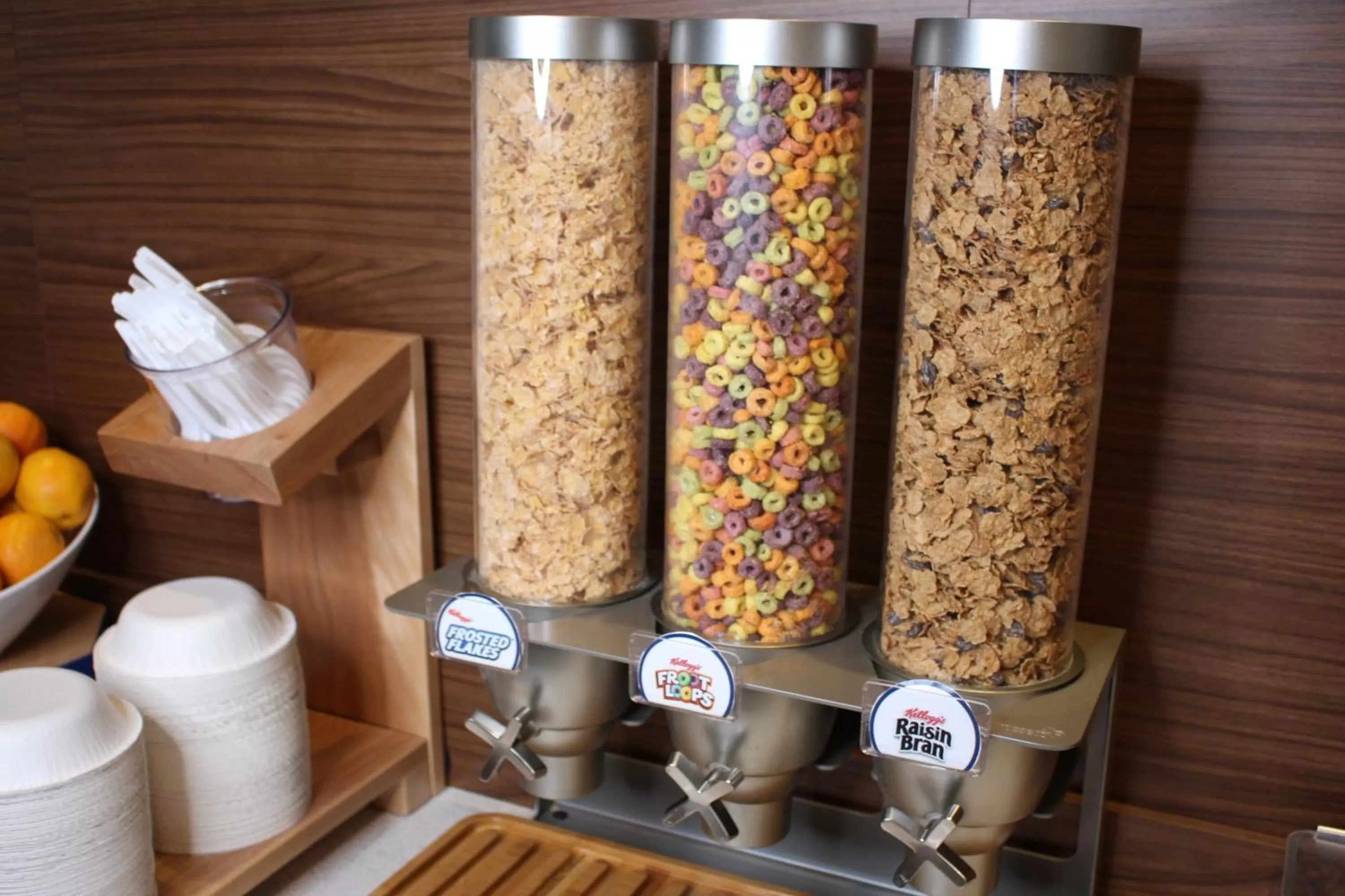 Breakfast in Holiday Inn Express & Suites Spruce Grove - Stony Plain by IHG